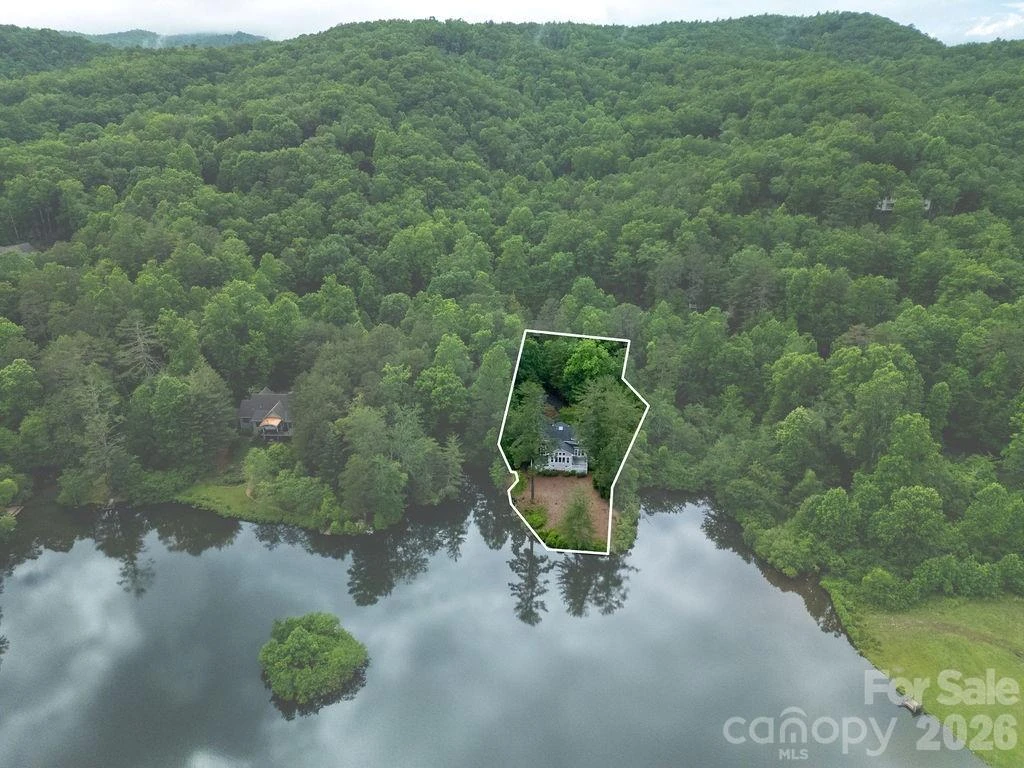 719 Deerlake Road - Photo 8