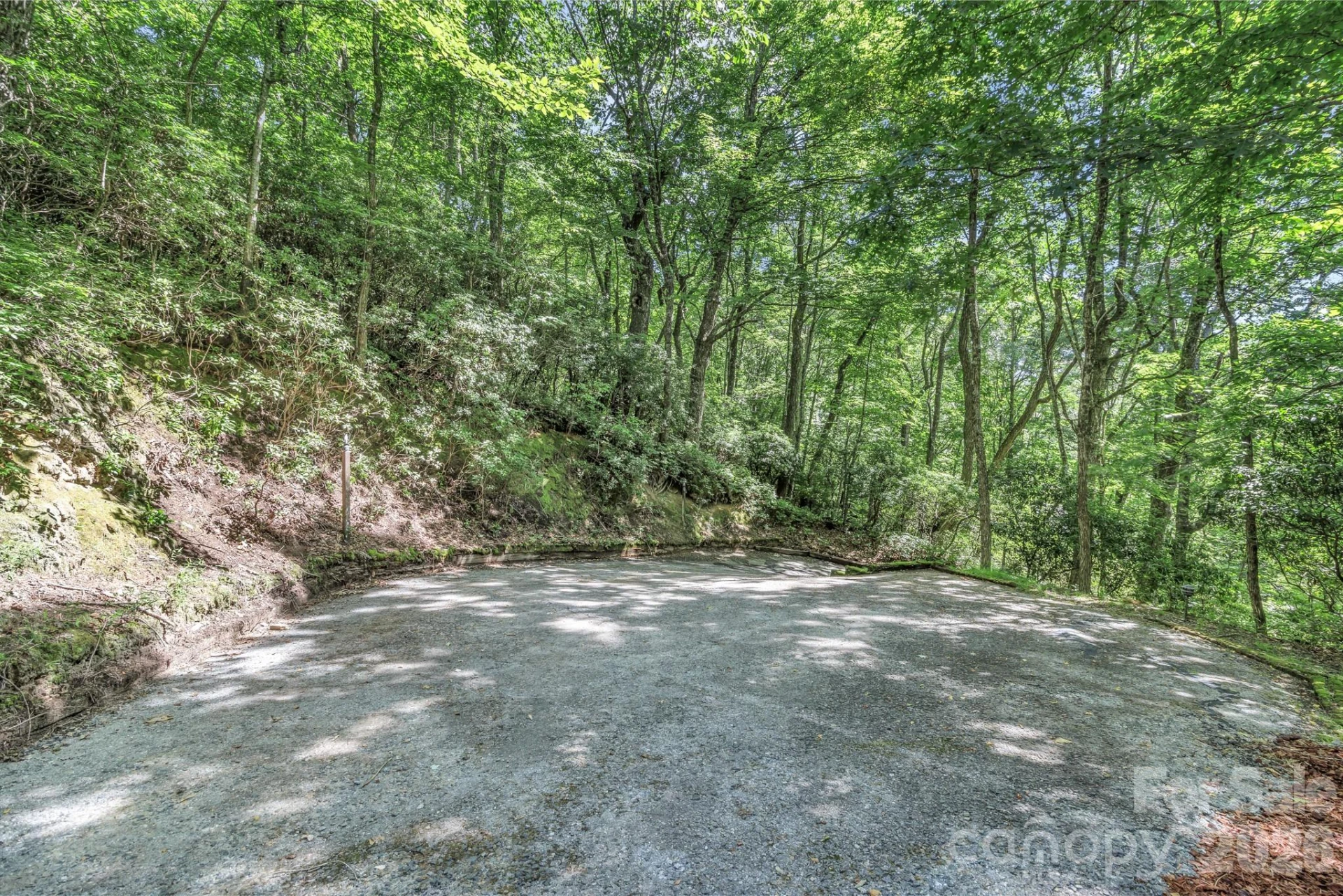 571 Tsisqua Circle - Photo 35