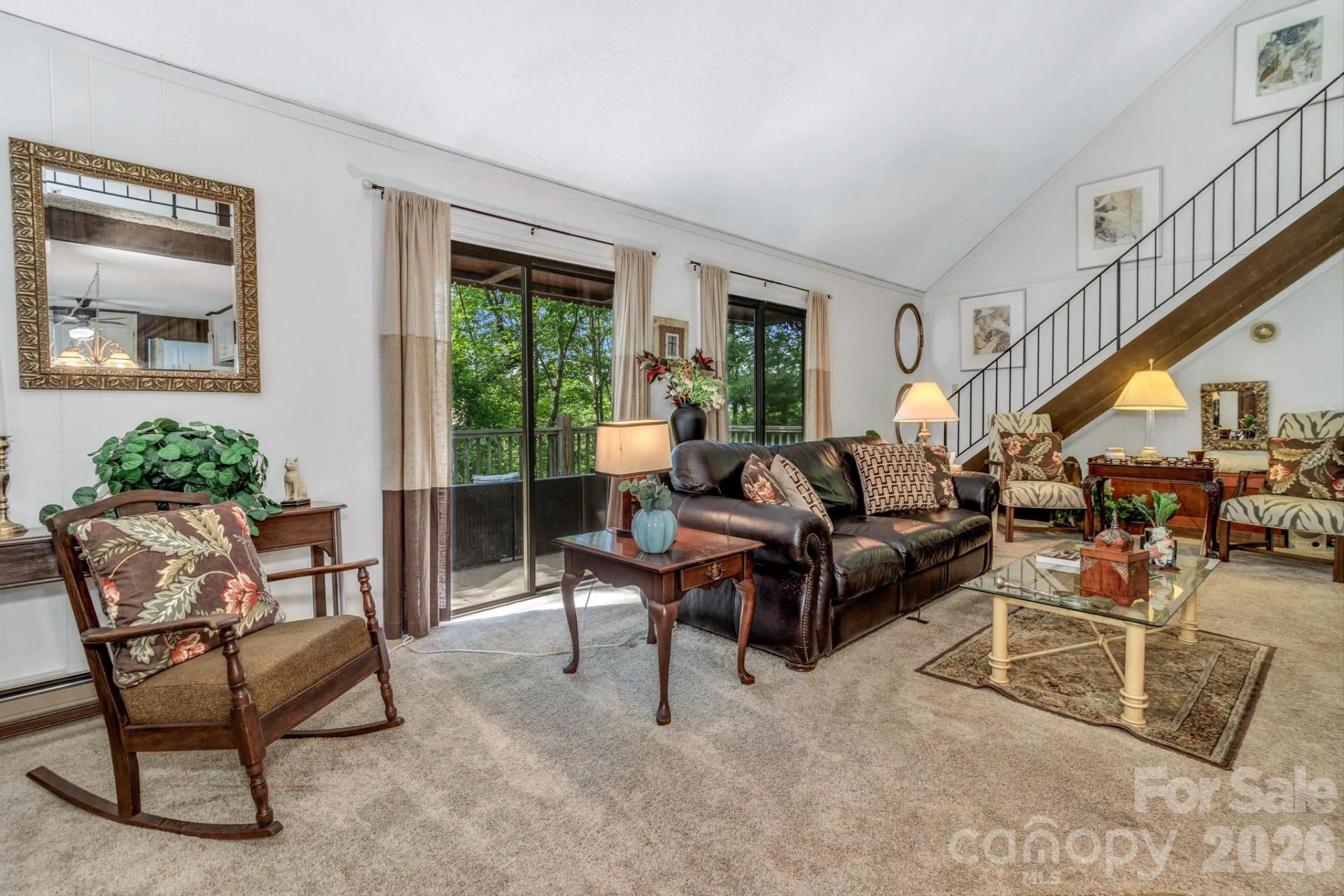 571 Tsisqua Circle - Photo 5