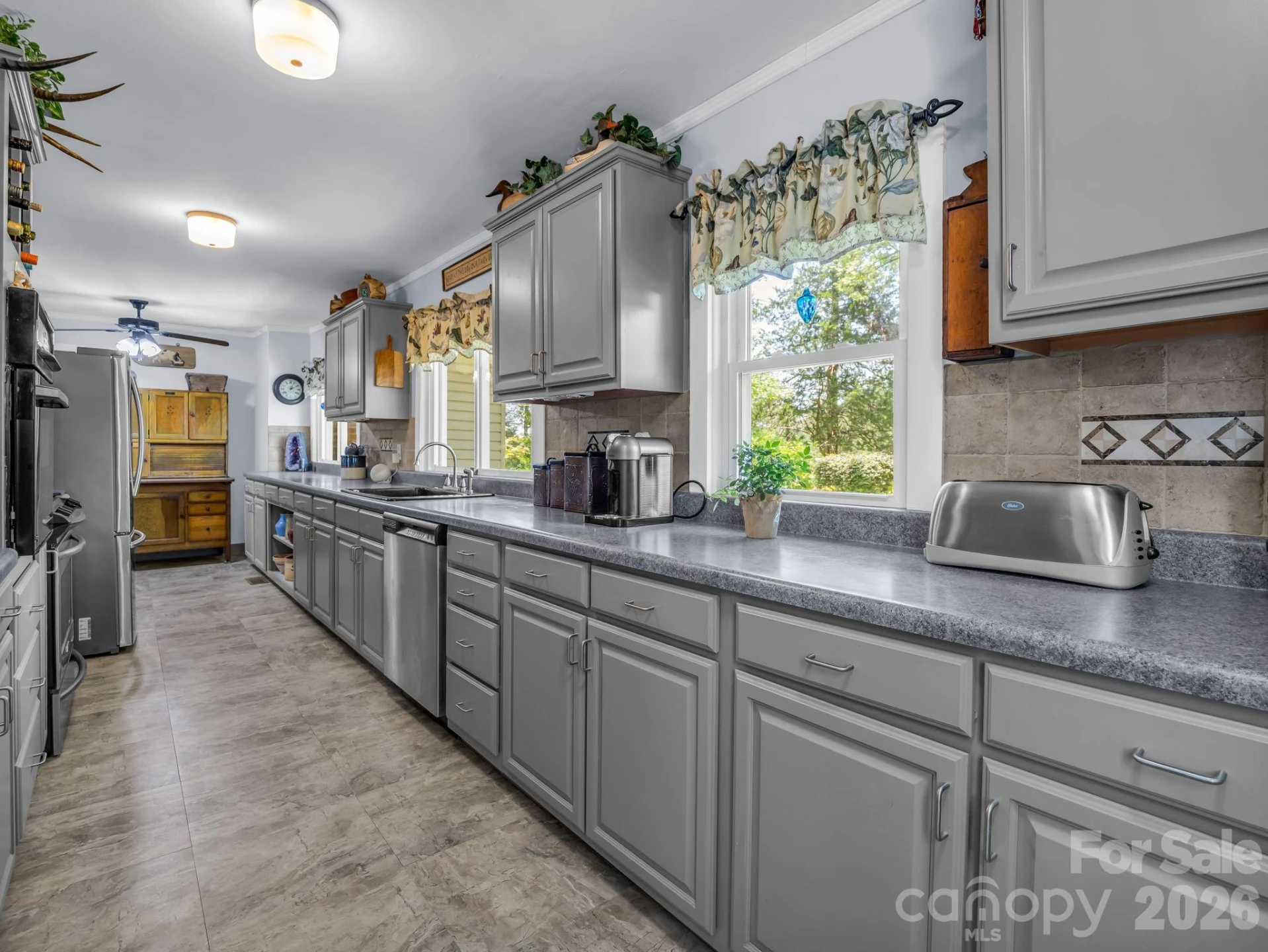 10 Deer Run Lane - Photo 16