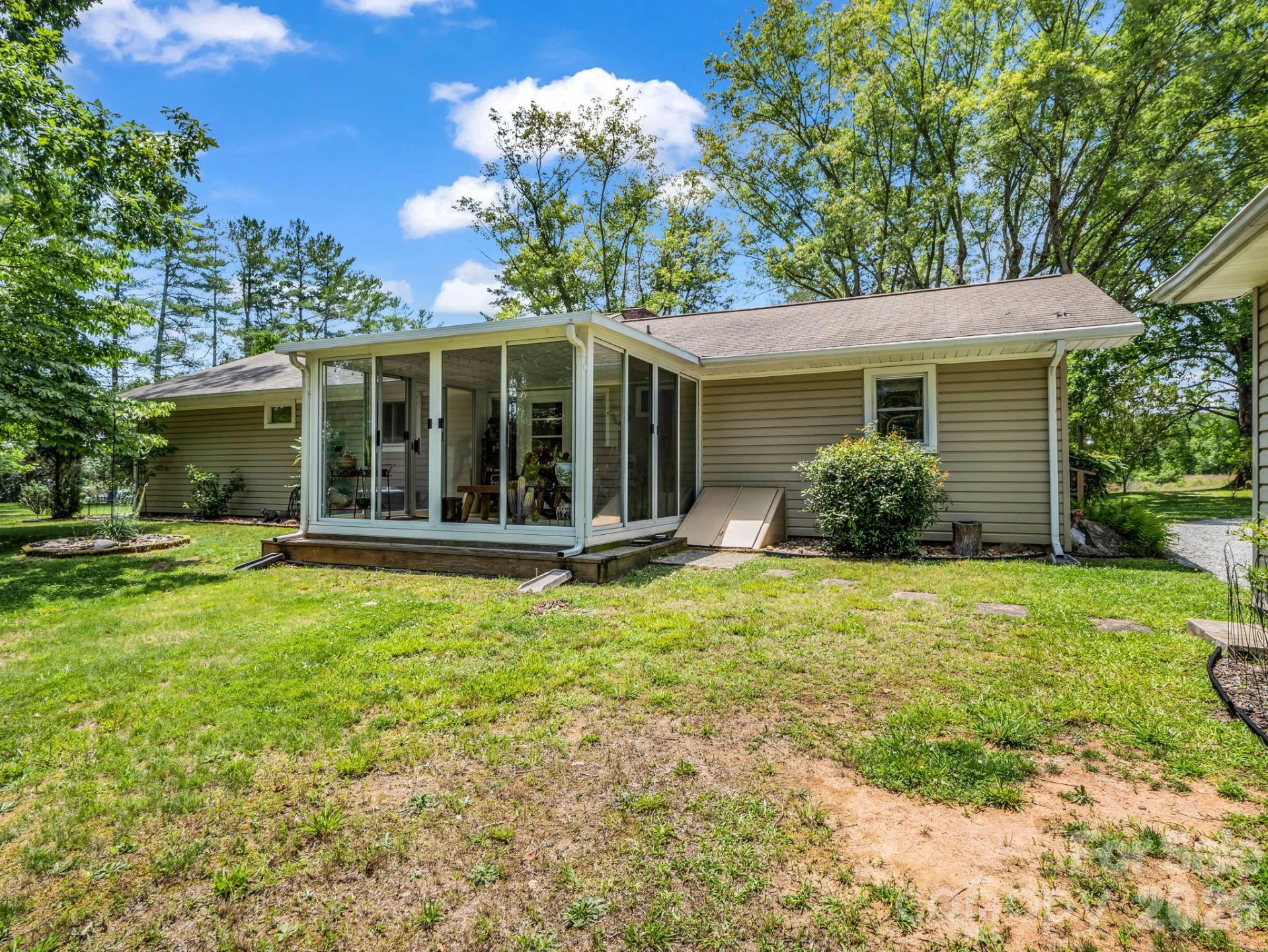 10 Deer Run Lane - Photo 4