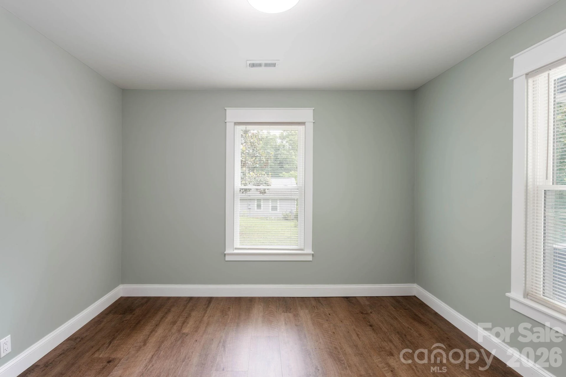 147 Hillside Street - Photo 13