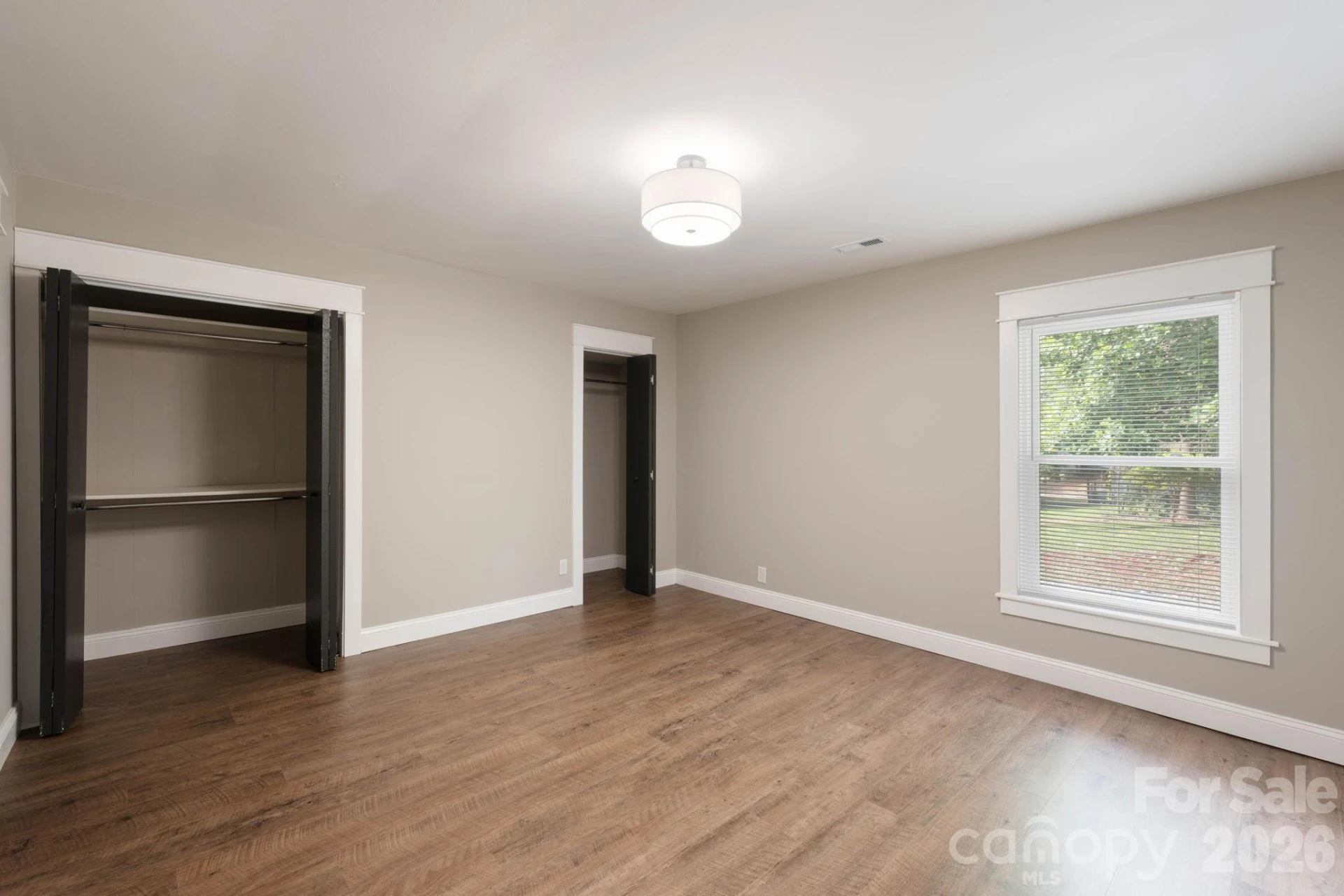 147 Hillside Street - Photo 14