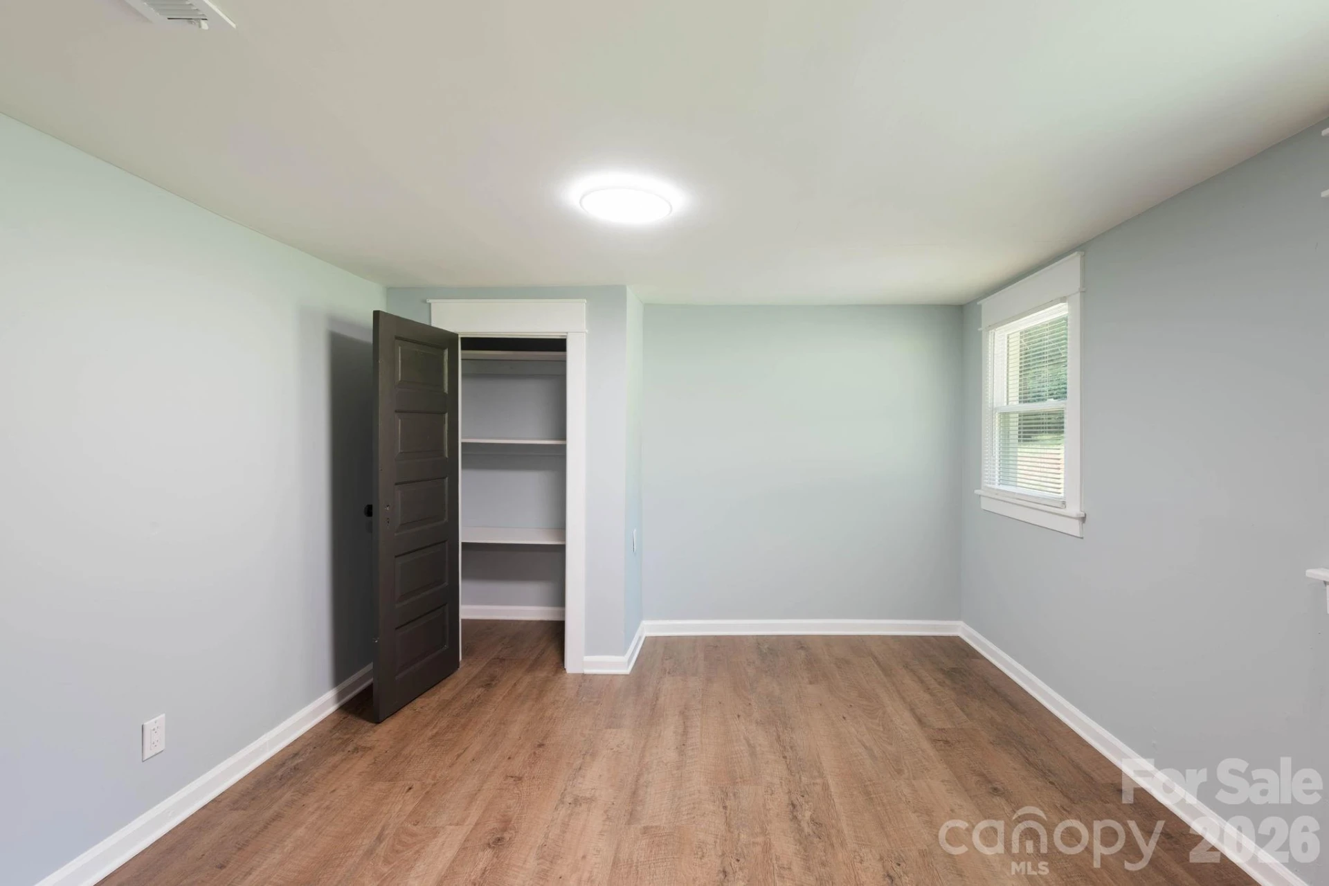 147 Hillside Street - Photo 16