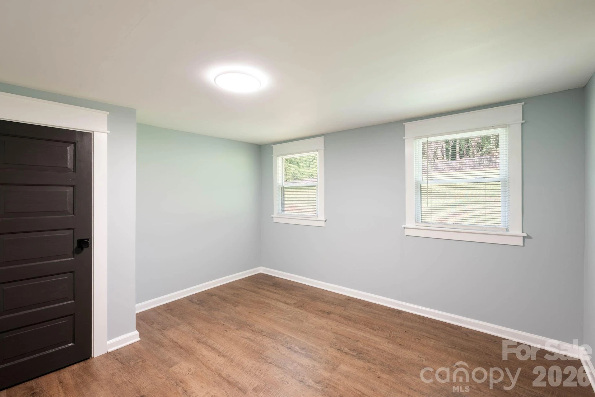147 Hillside Street - Photo 17