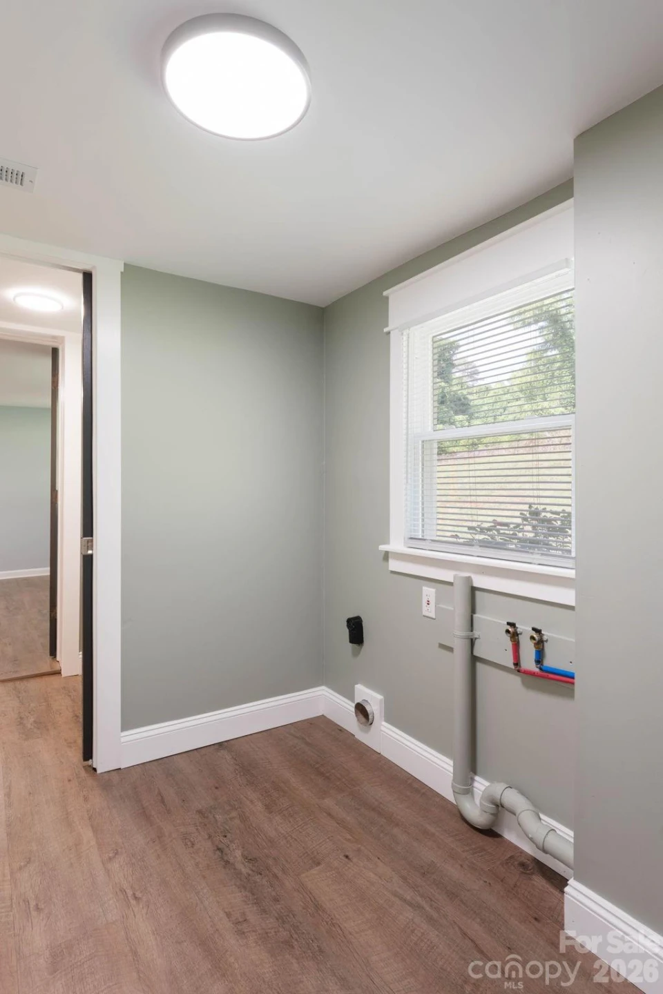 147 Hillside Street - Photo 18