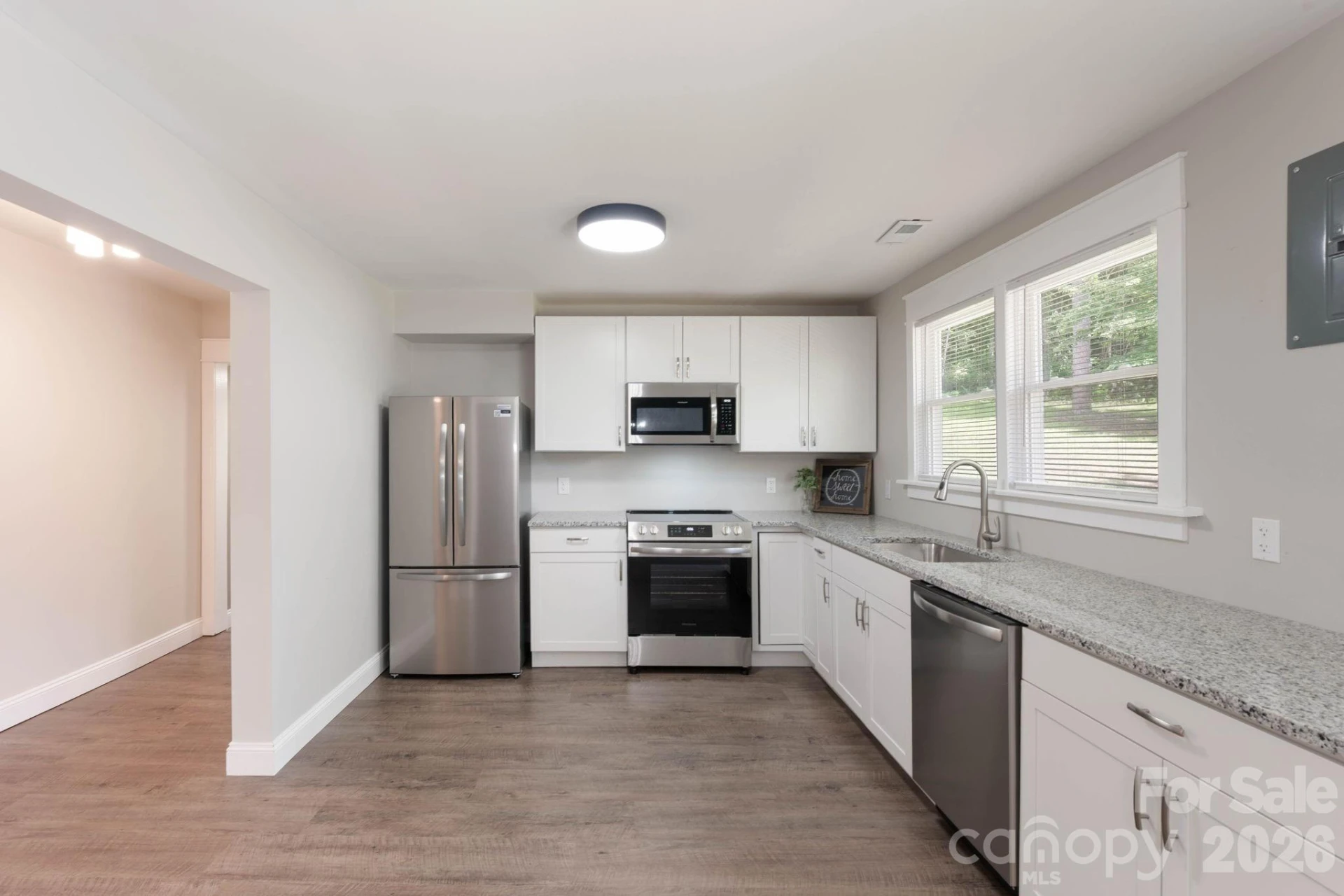147 Hillside Street - Photo 23