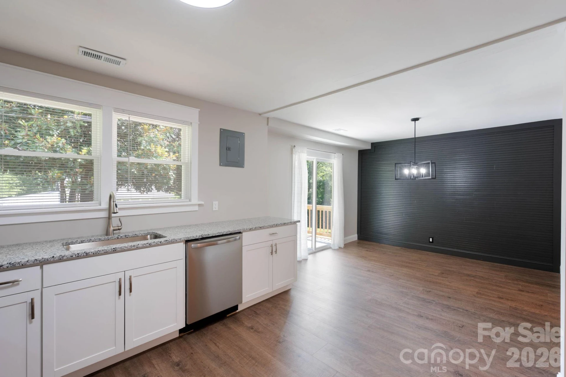 147 Hillside Street - Photo 26