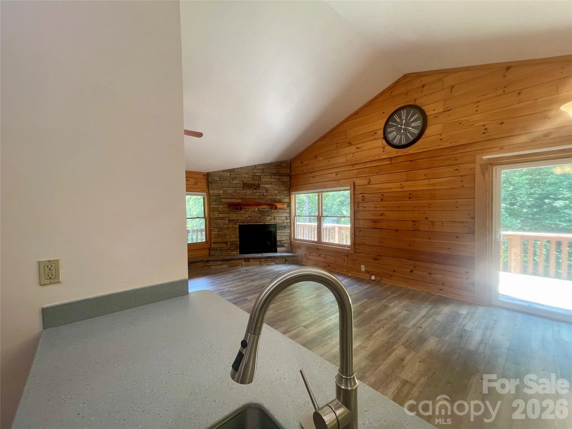 114 Woodstock Lane - Photo 12