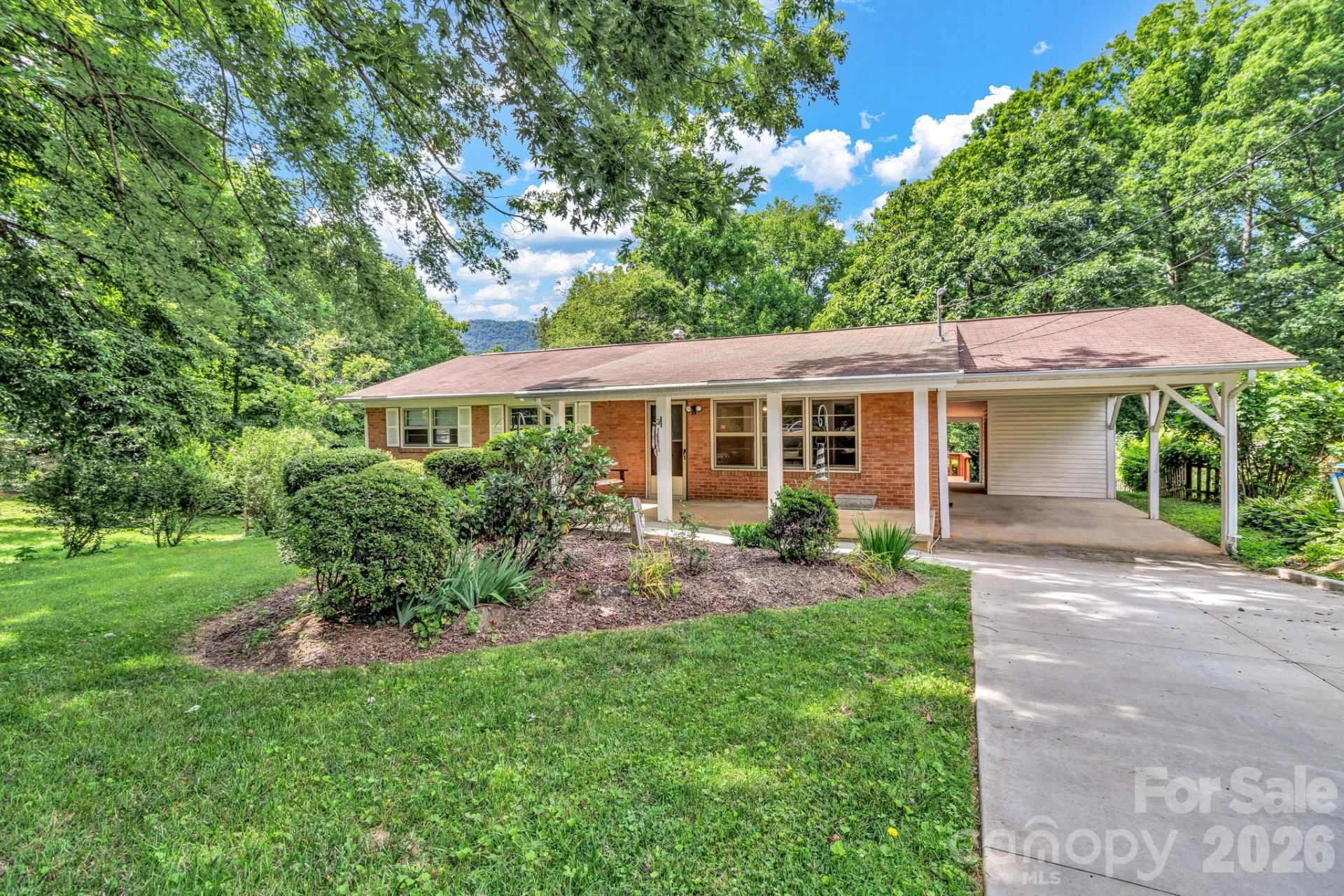 67 Wagon Road - Photo 2