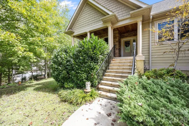 40 Mountain Shadows Drive, Leicester, NC, 28748
