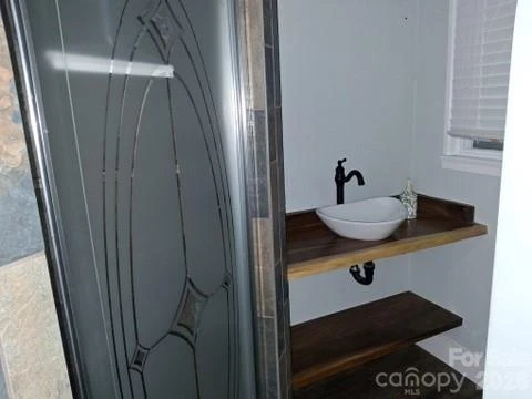 630 Shumont Road - Photo 16