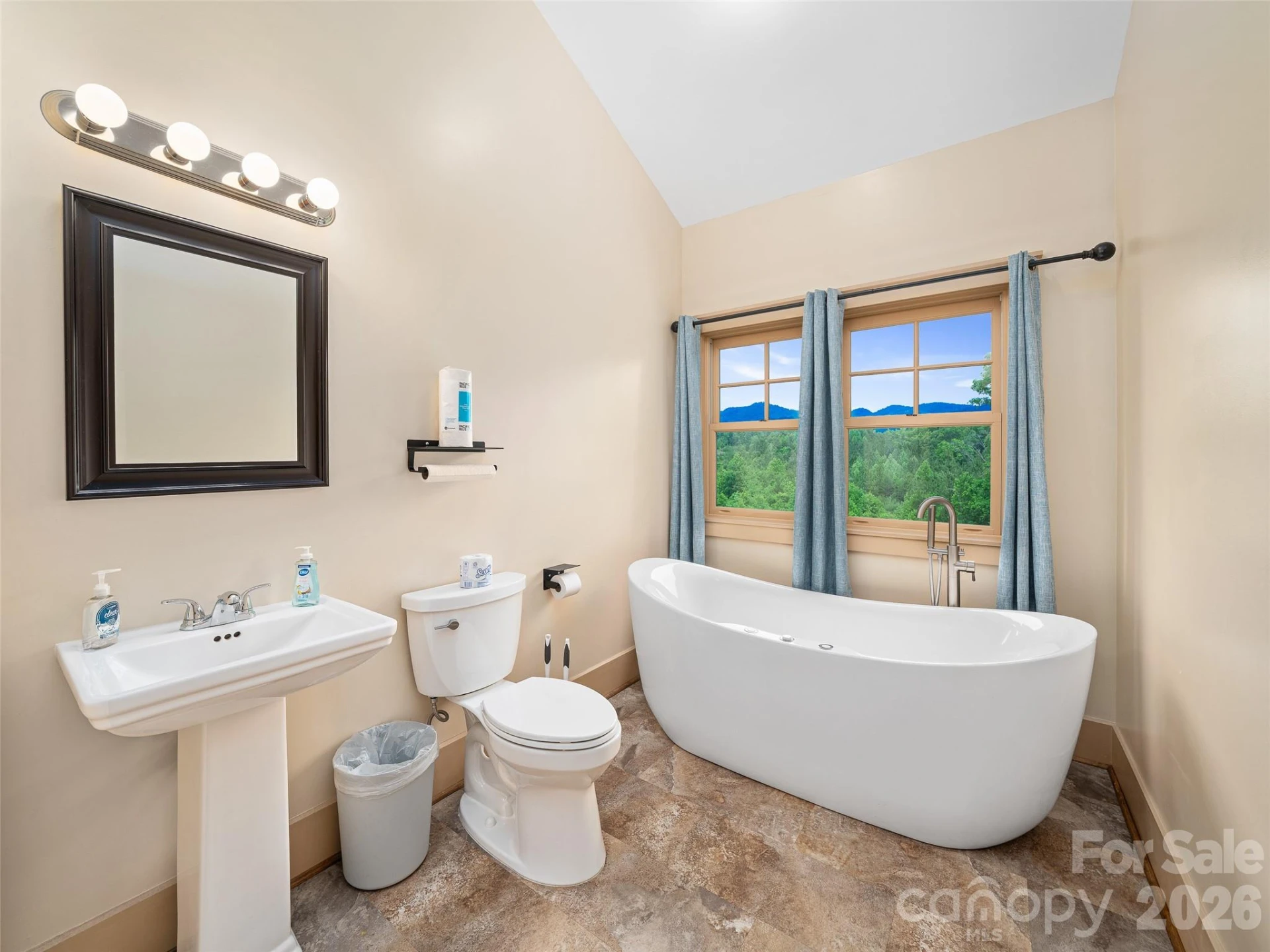 1470 Thermal City Road - Photo 31