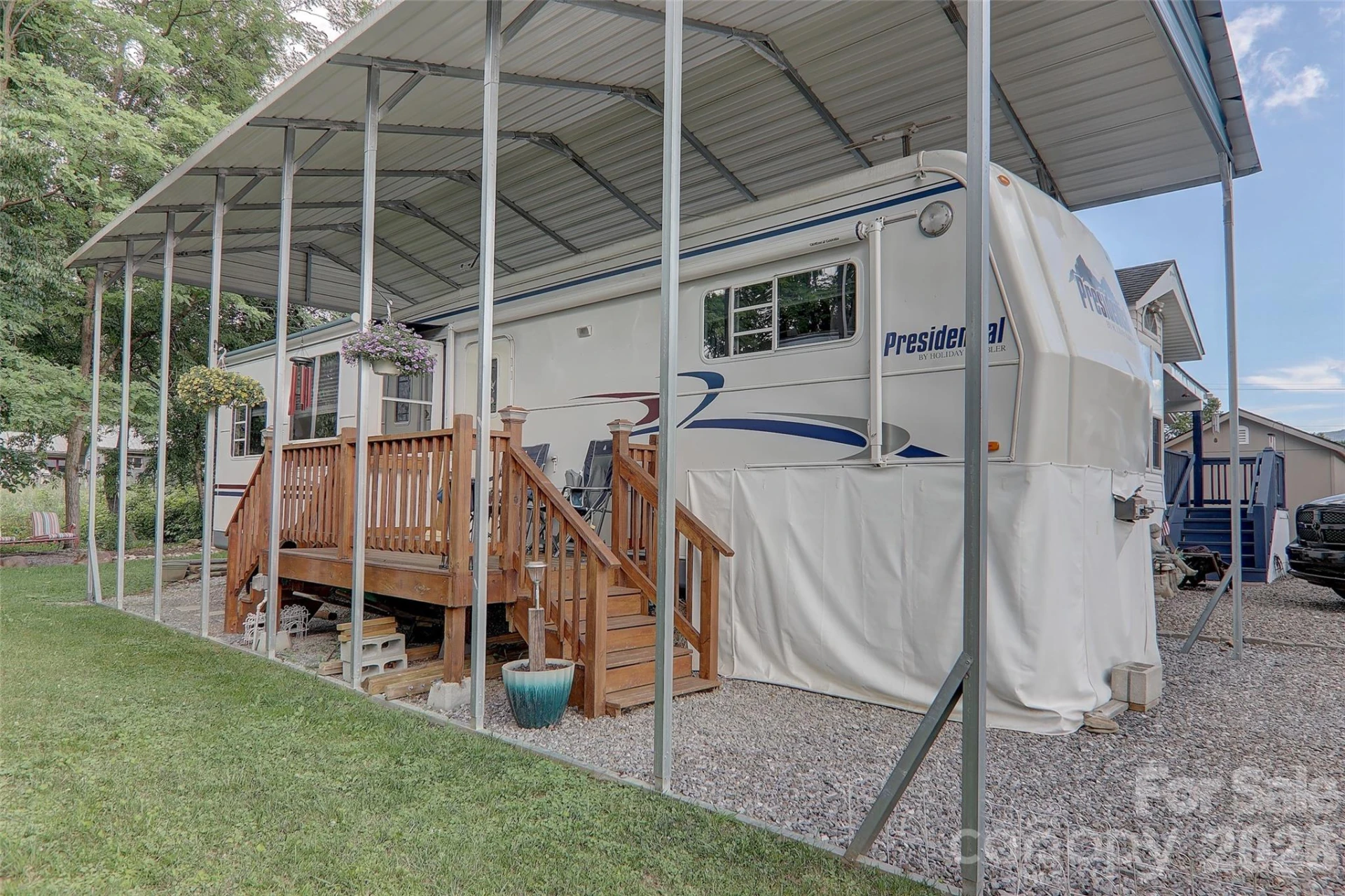 109 Pike Point #203 - Photo 3