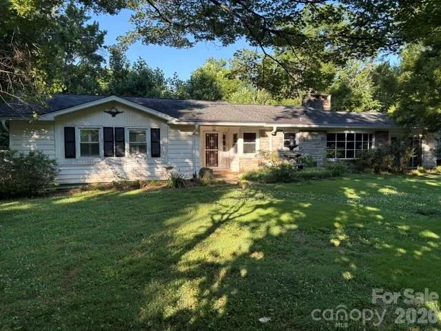 255 Glengarnock Road, Tryon, NC, 28782