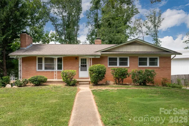 52 Blake Drive, Arden, NC, 28704