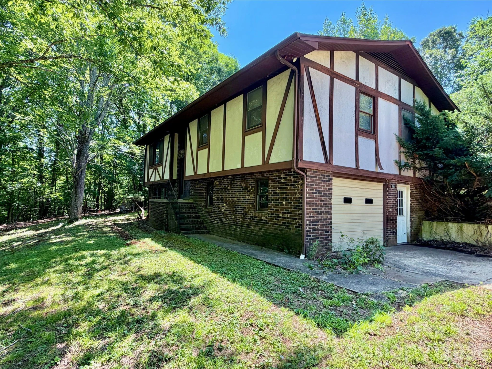 185 Dulaney Drive - Photo 3