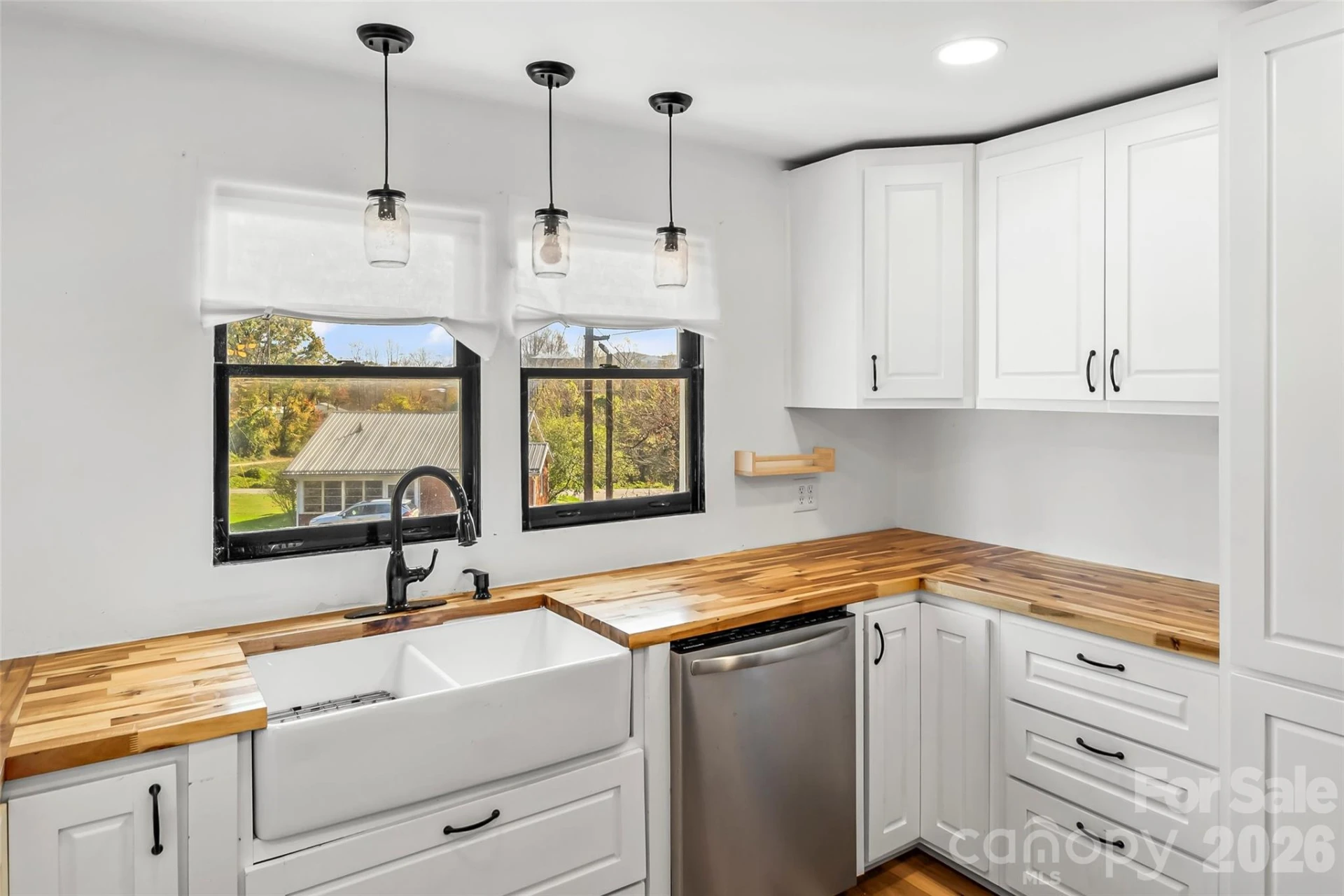 325 Dogwood Lane - Photo 12