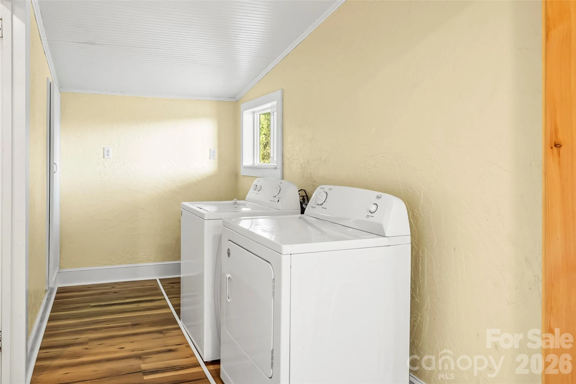 325 Dogwood Lane - Photo 13