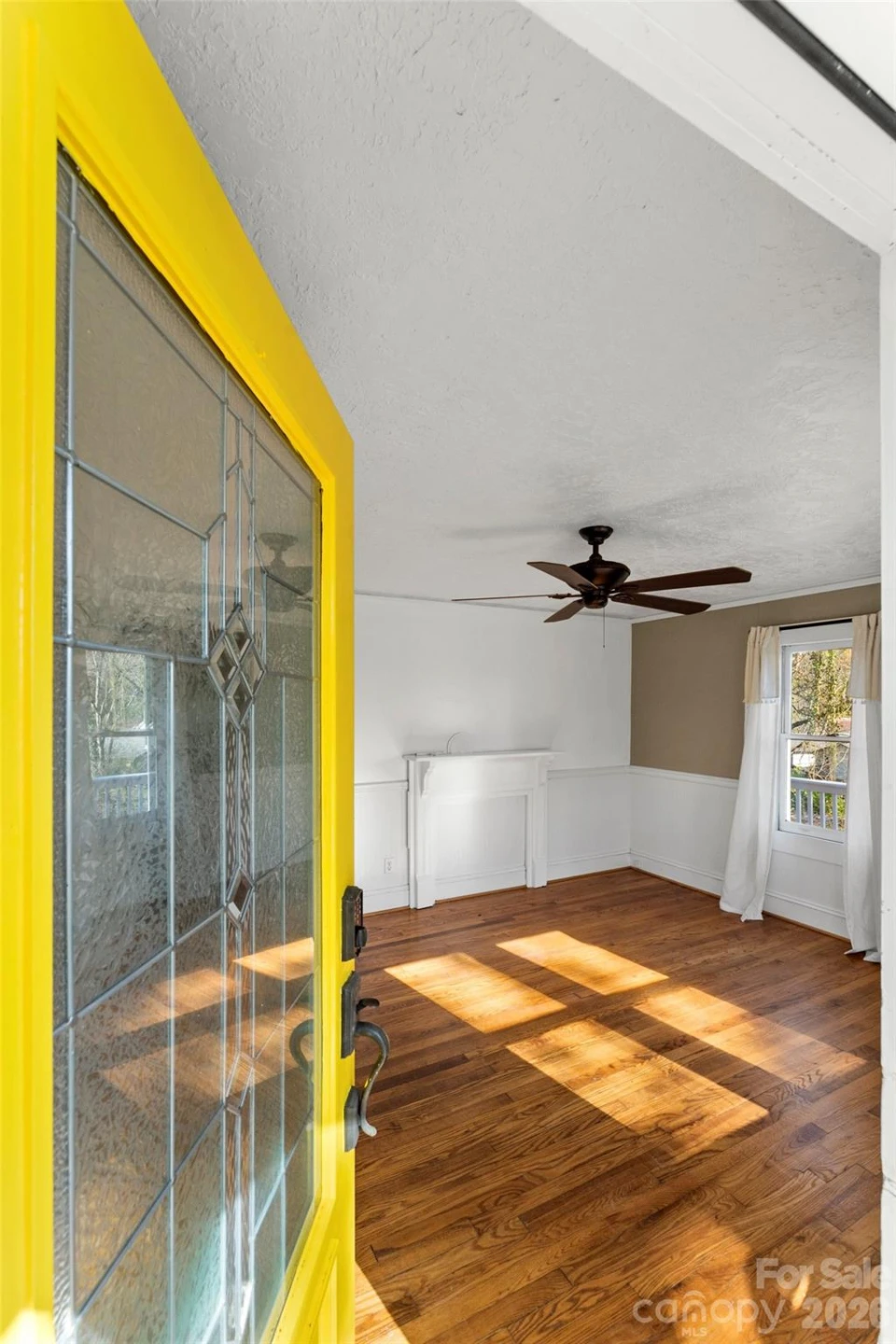 325 Dogwood Lane - Photo 4