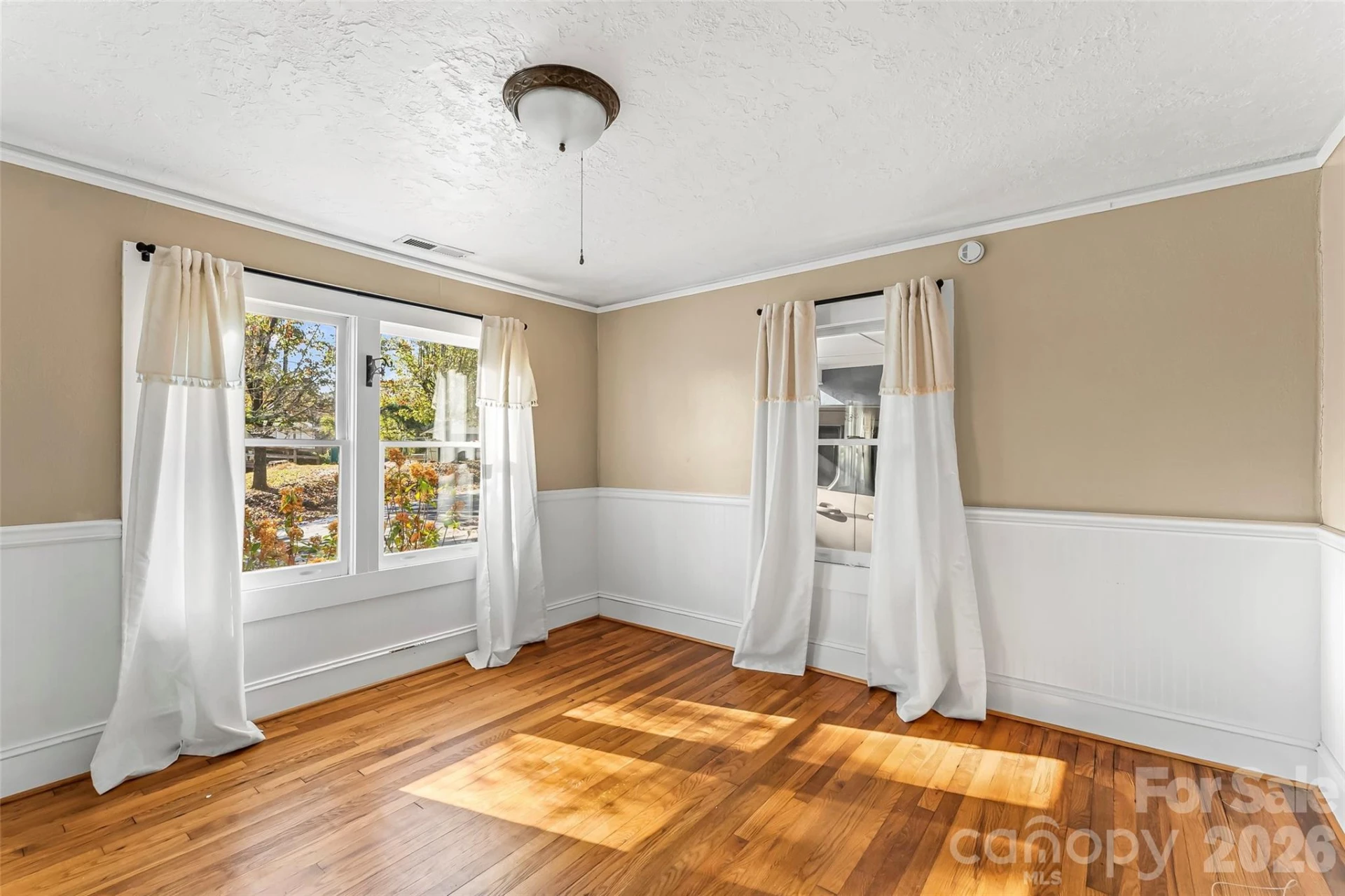 325 Dogwood Lane - Photo 8