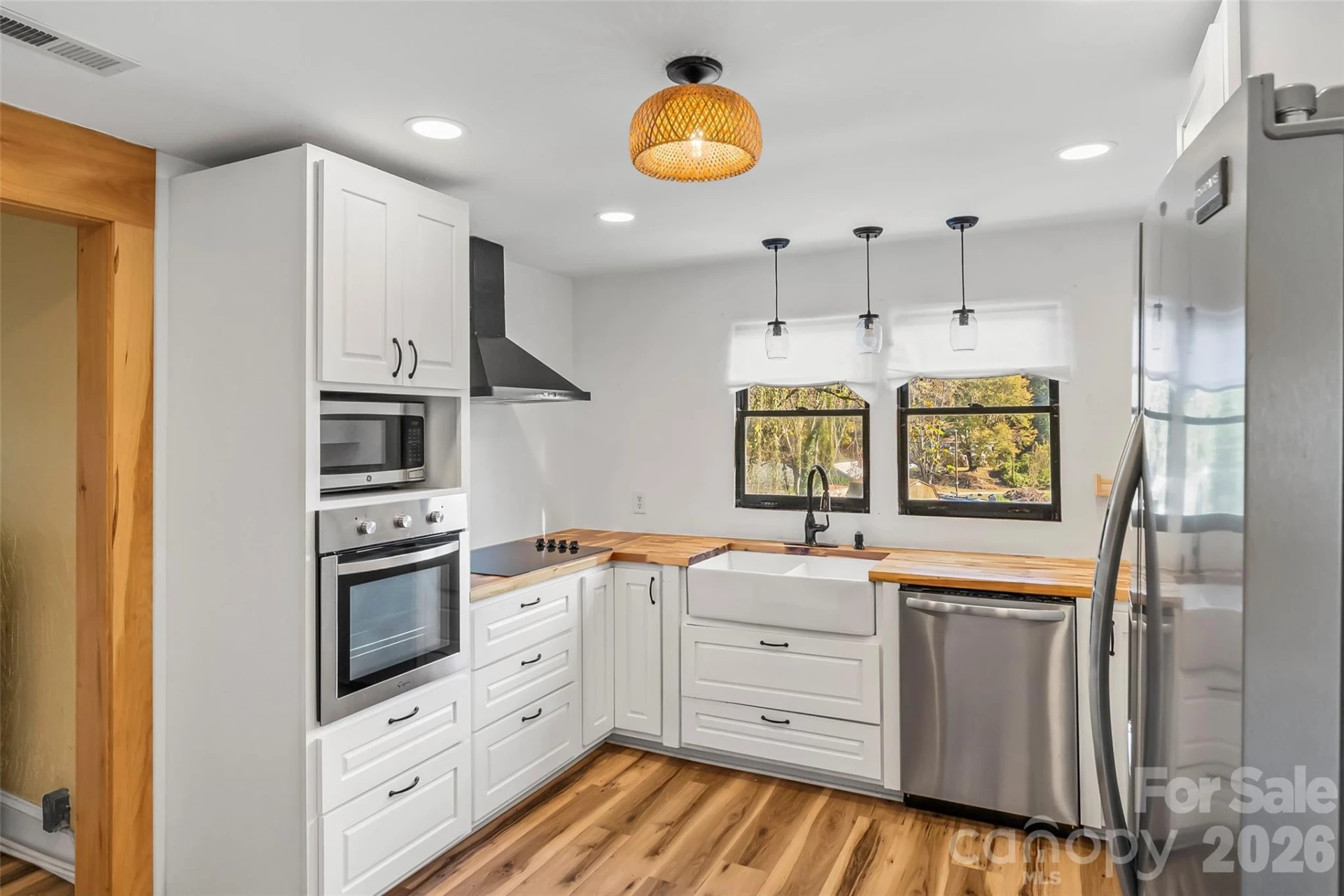 325 Dogwood Lane - Photo 9