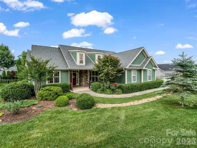 17 Black Iron Lane, Hendersonville, NC, 28792