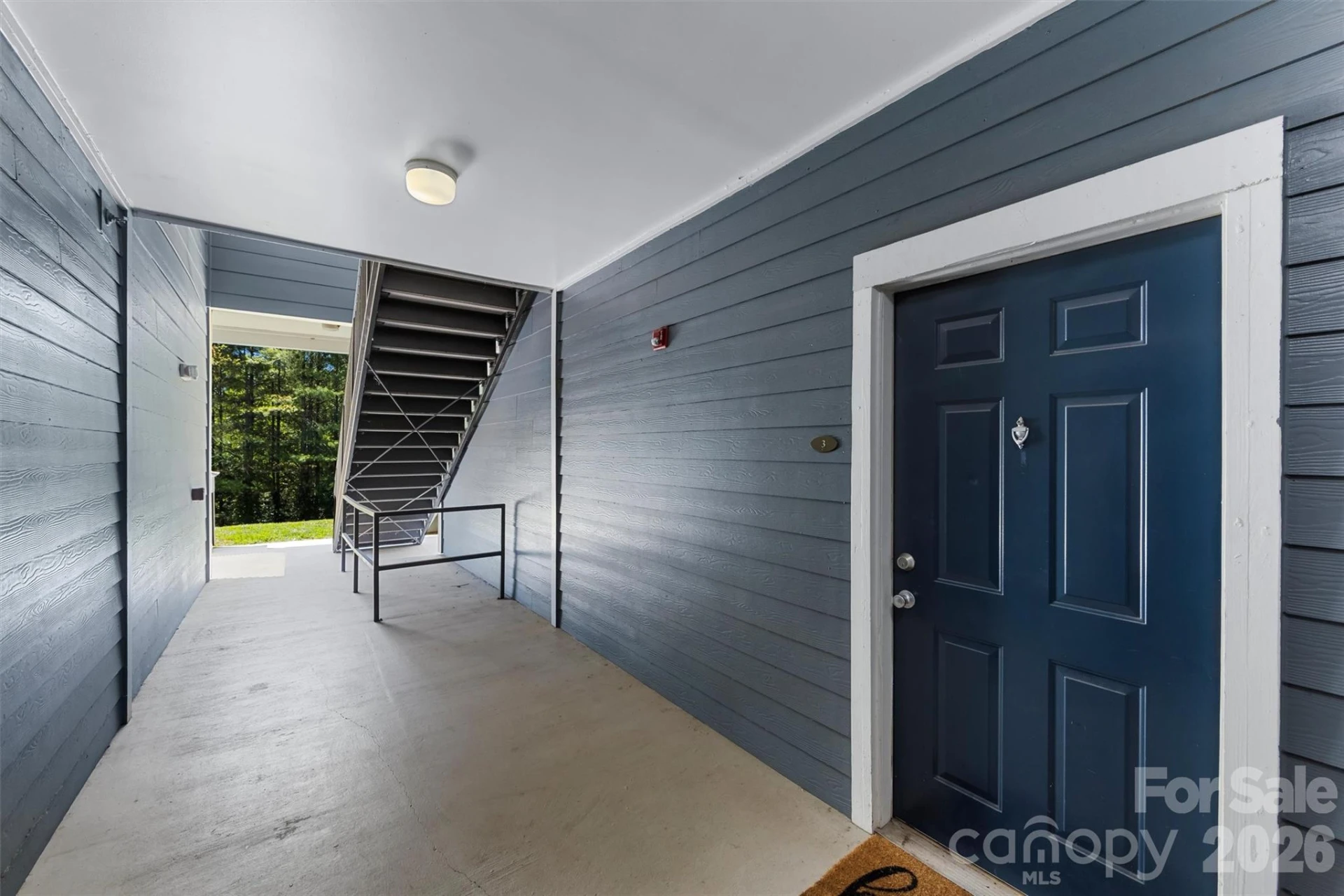 100 Vista Lake Drive #3 - Photo 2