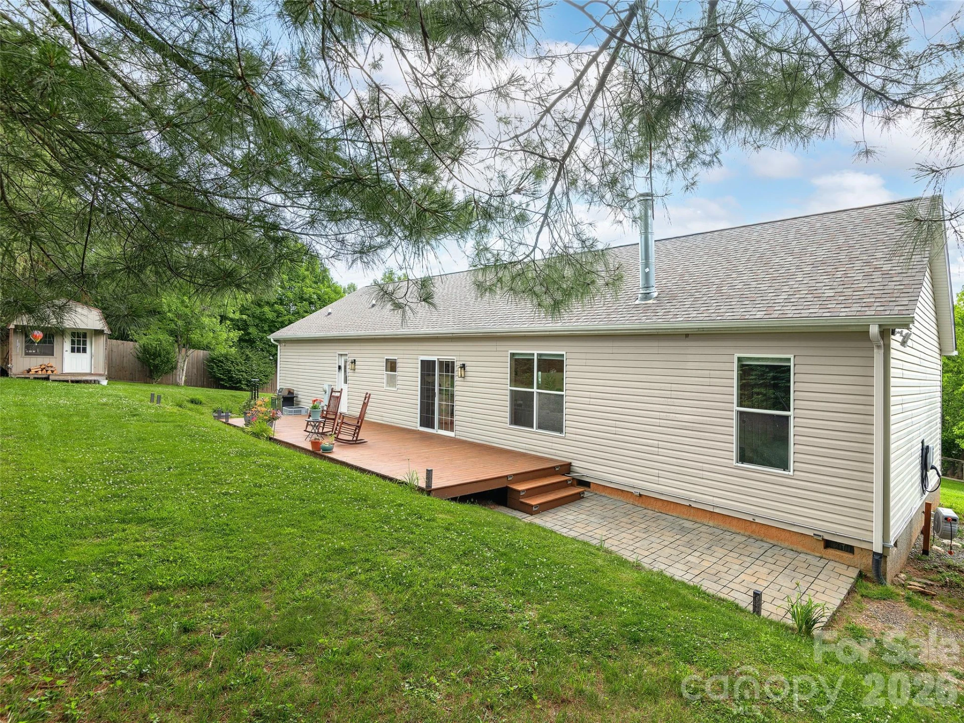 9 Cedar Hill Road