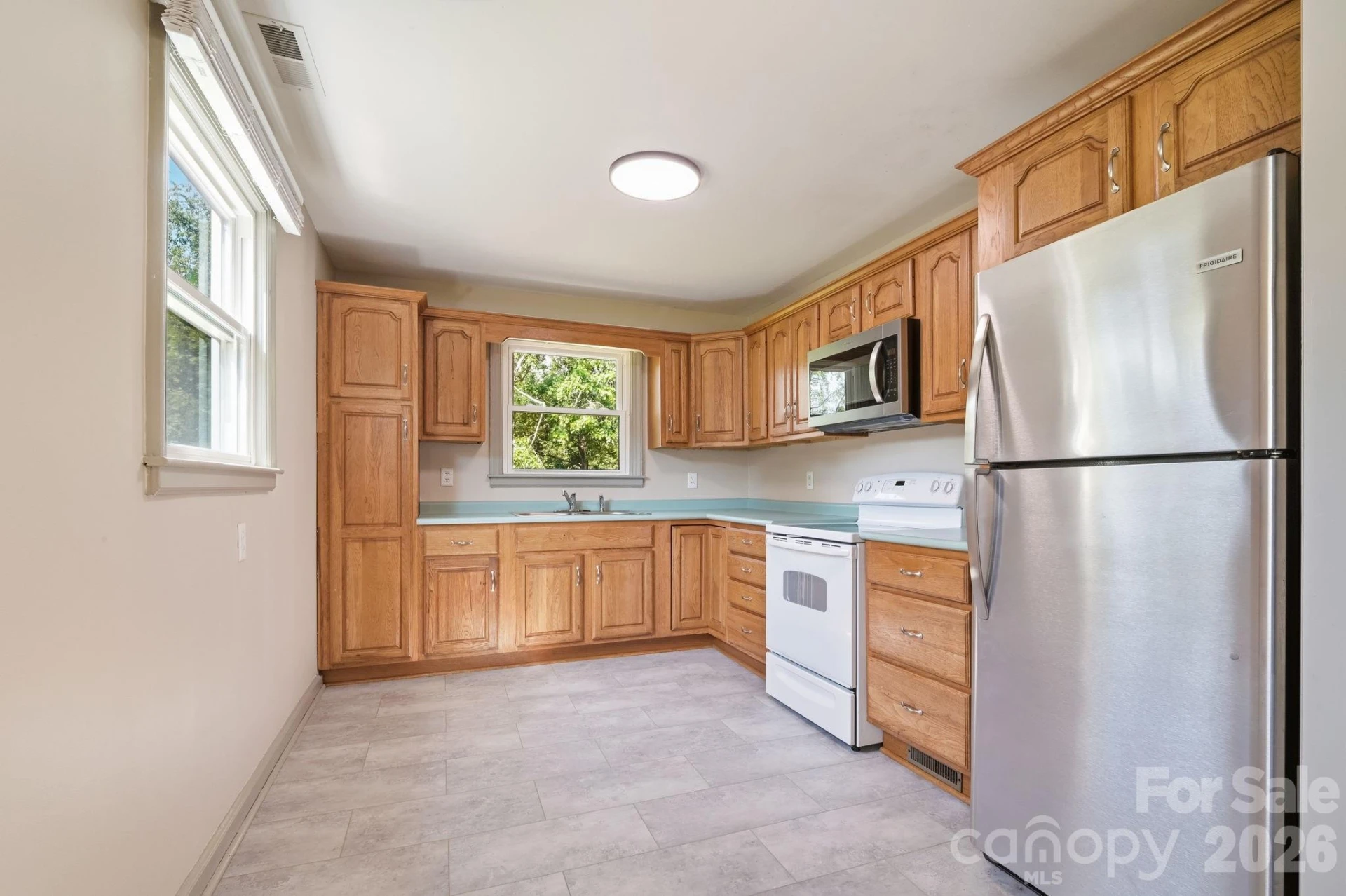 77 Trotter Place - Photo 26