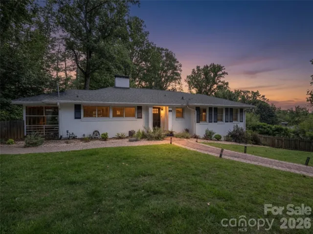 2 Bevlyn Drive, Asheville, NC, 28803
