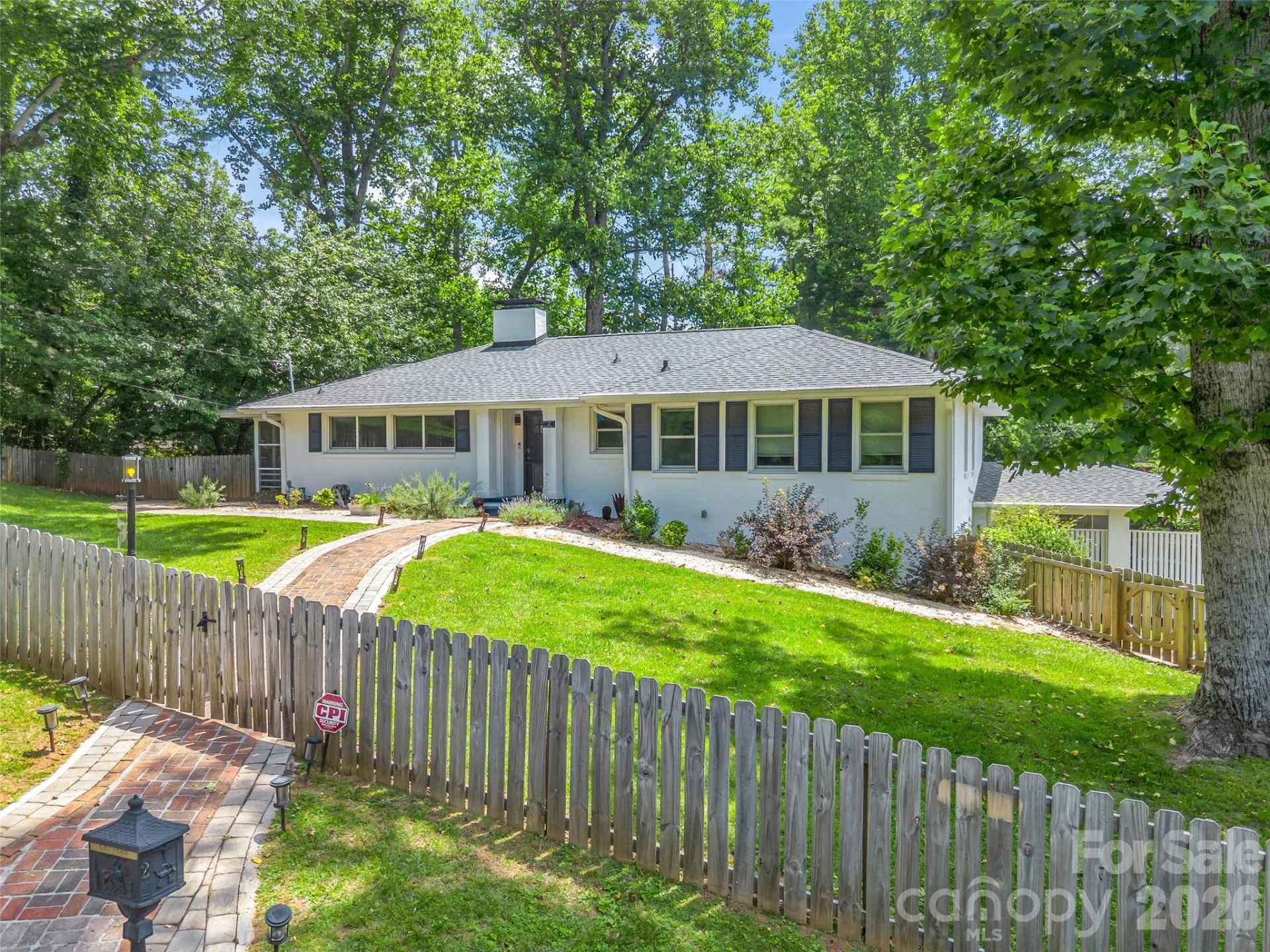 2 Bevlyn Drive - Photo 2