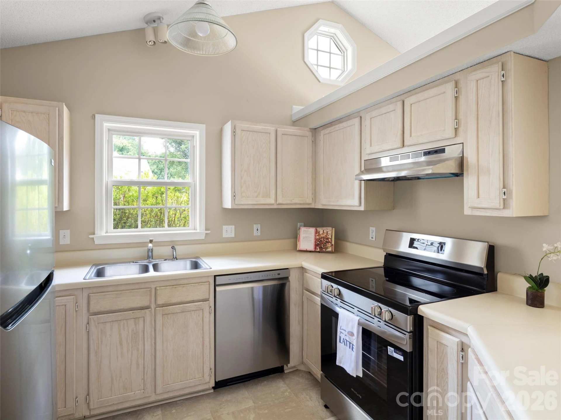 439 Glensprings Drive - Photo 9