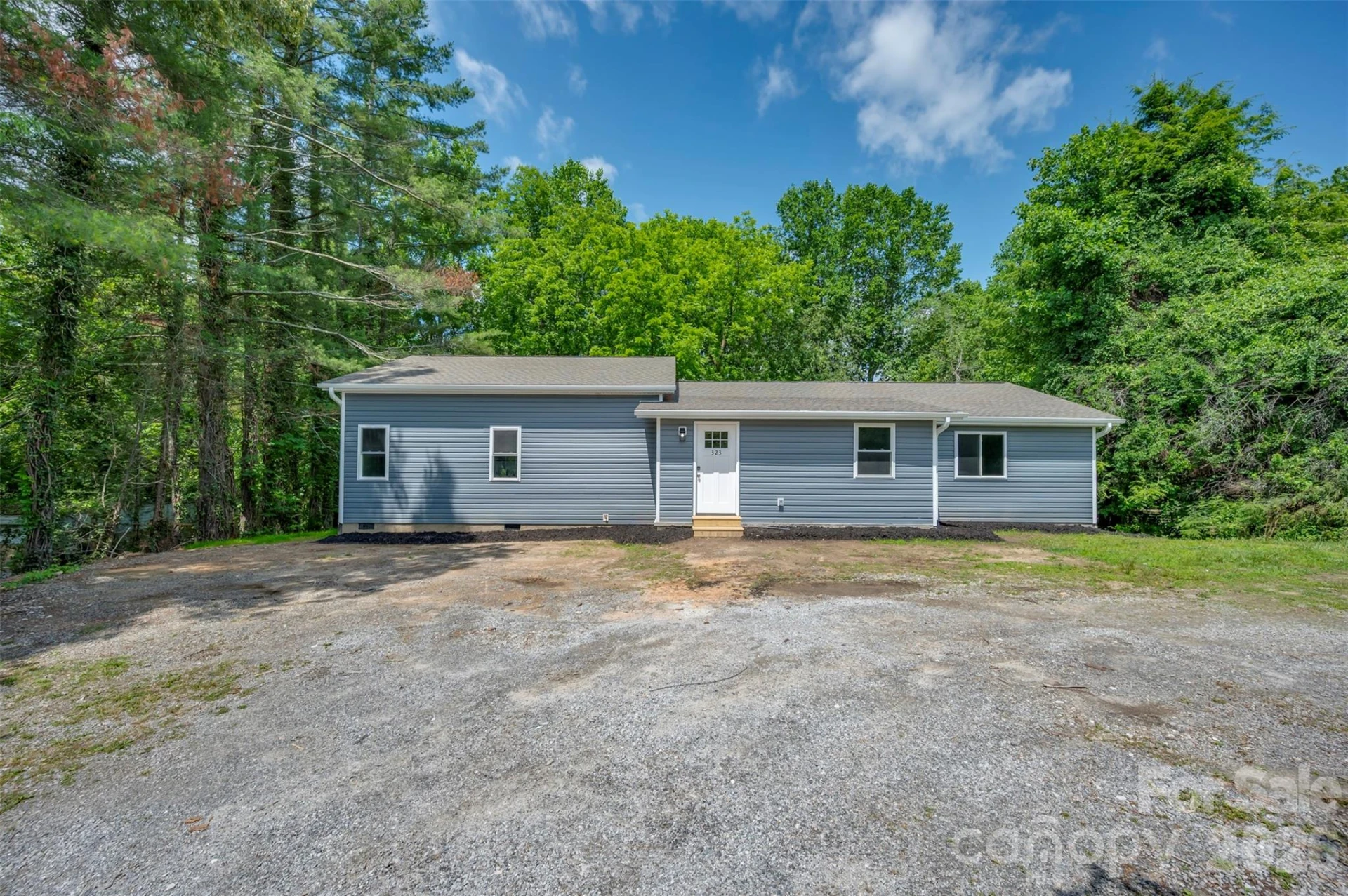 323 Stepp Avenue - Photo 2