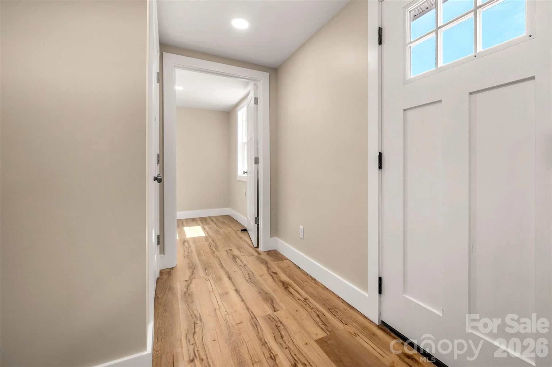 323 Stepp Avenue - Photo 4
