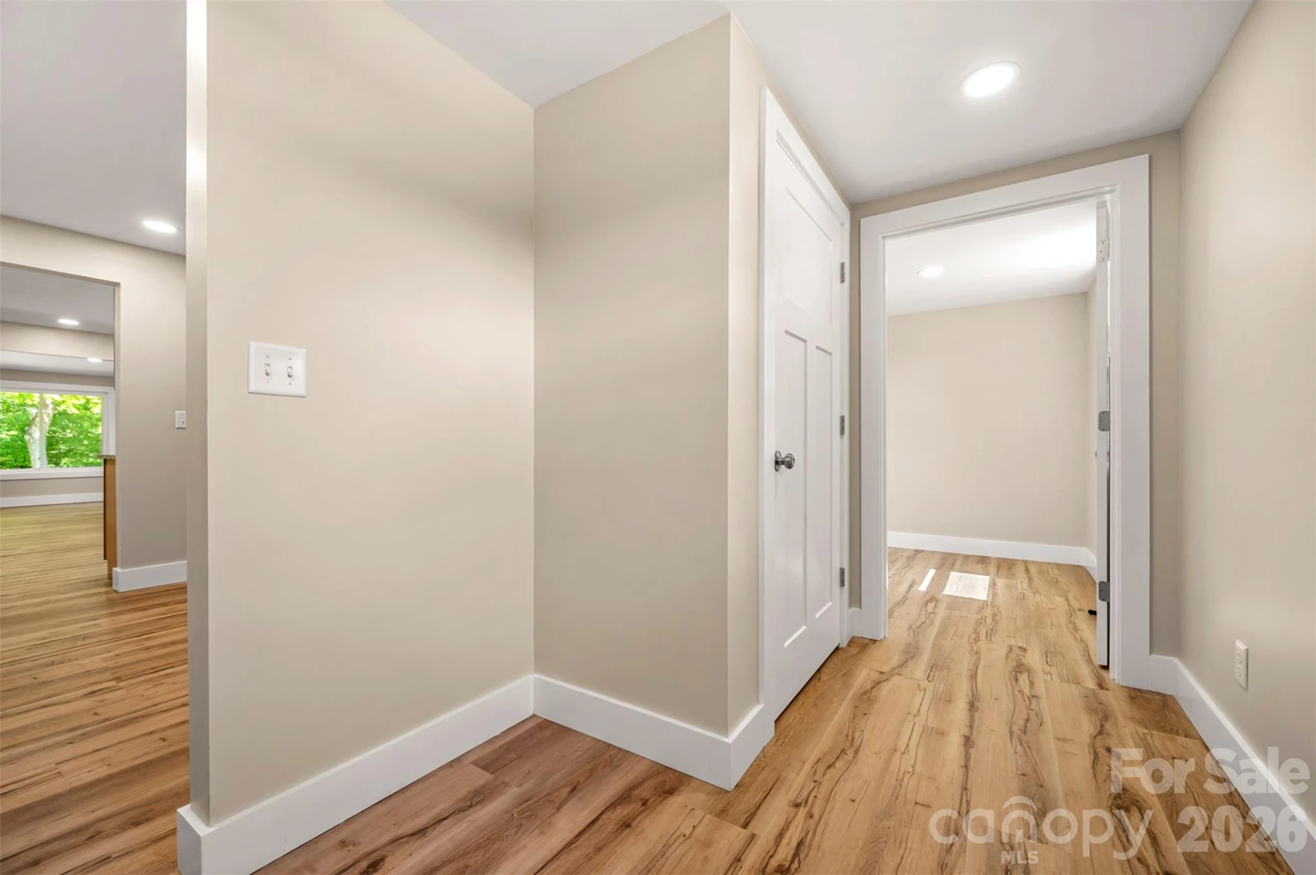 323 Stepp Avenue - Photo 5