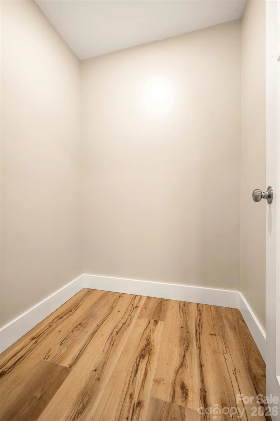 323 Stepp Avenue - Photo 9
