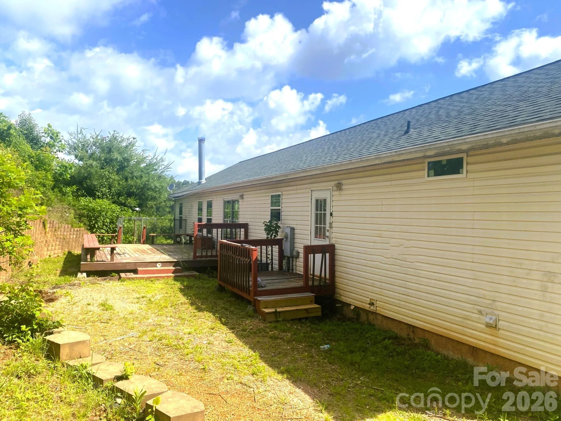 39 Henry White Lane - Photo 3