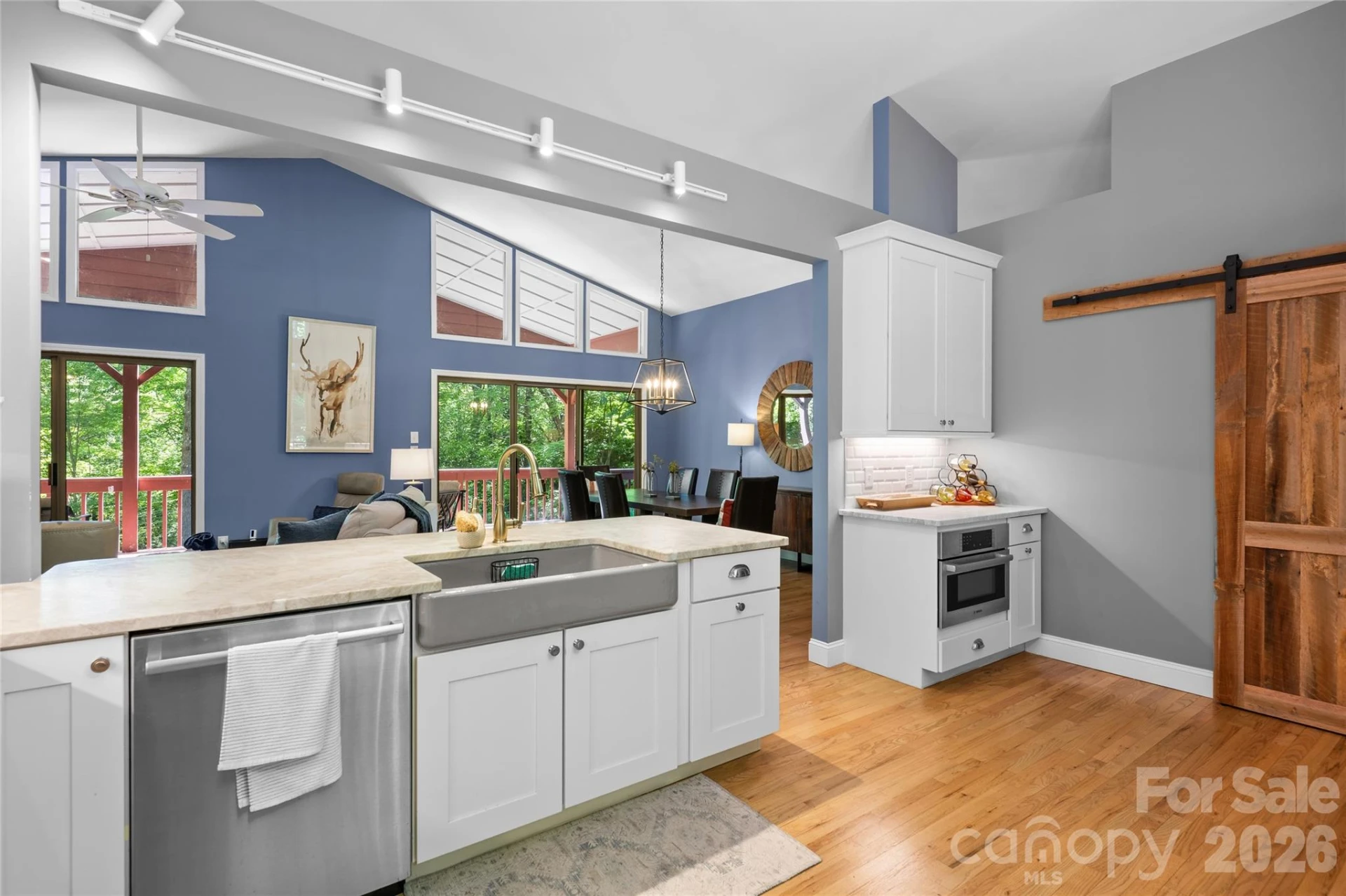 522 Toxaway Court - Photo 15