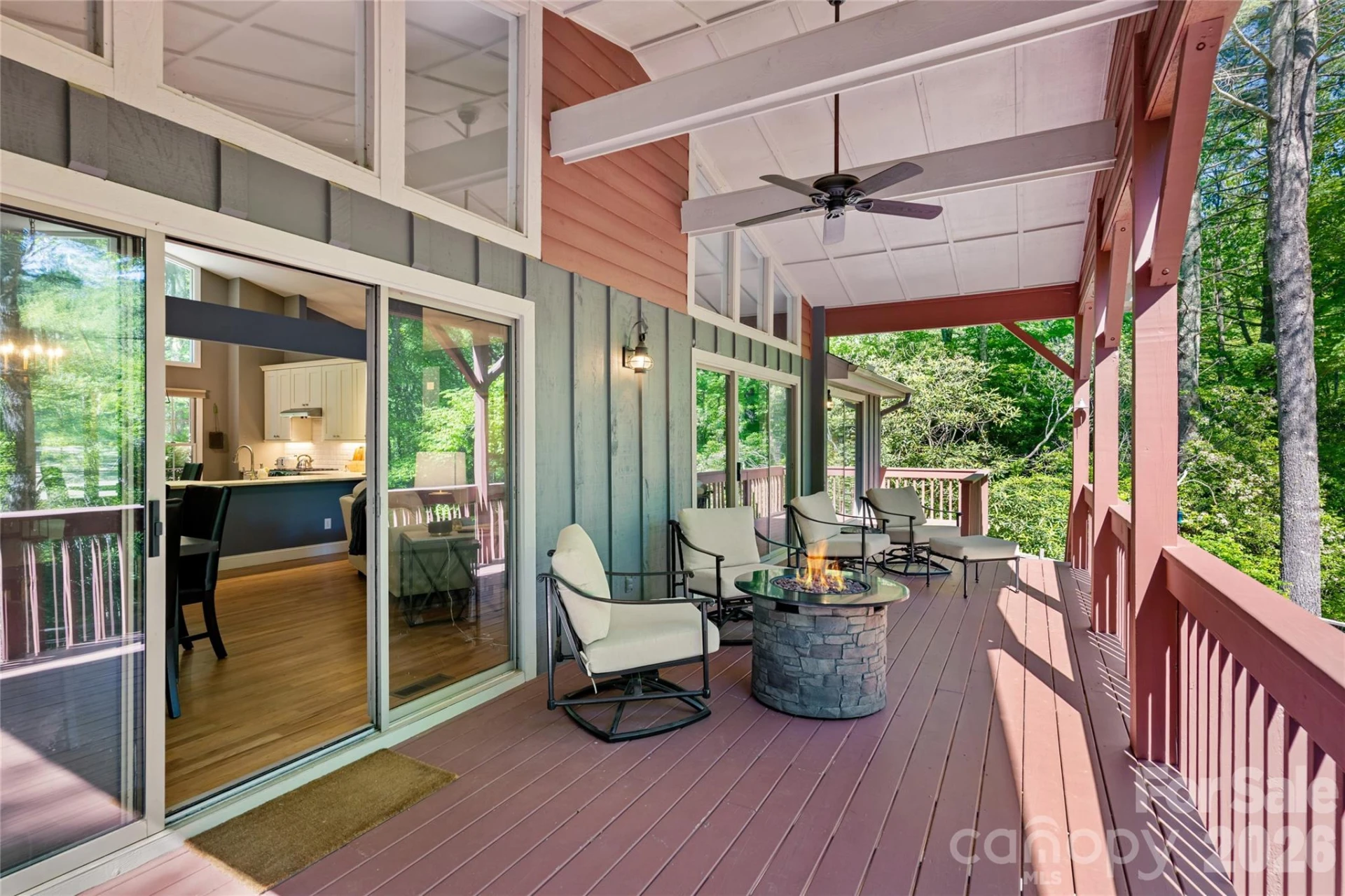 522 Toxaway Court - Photo 32