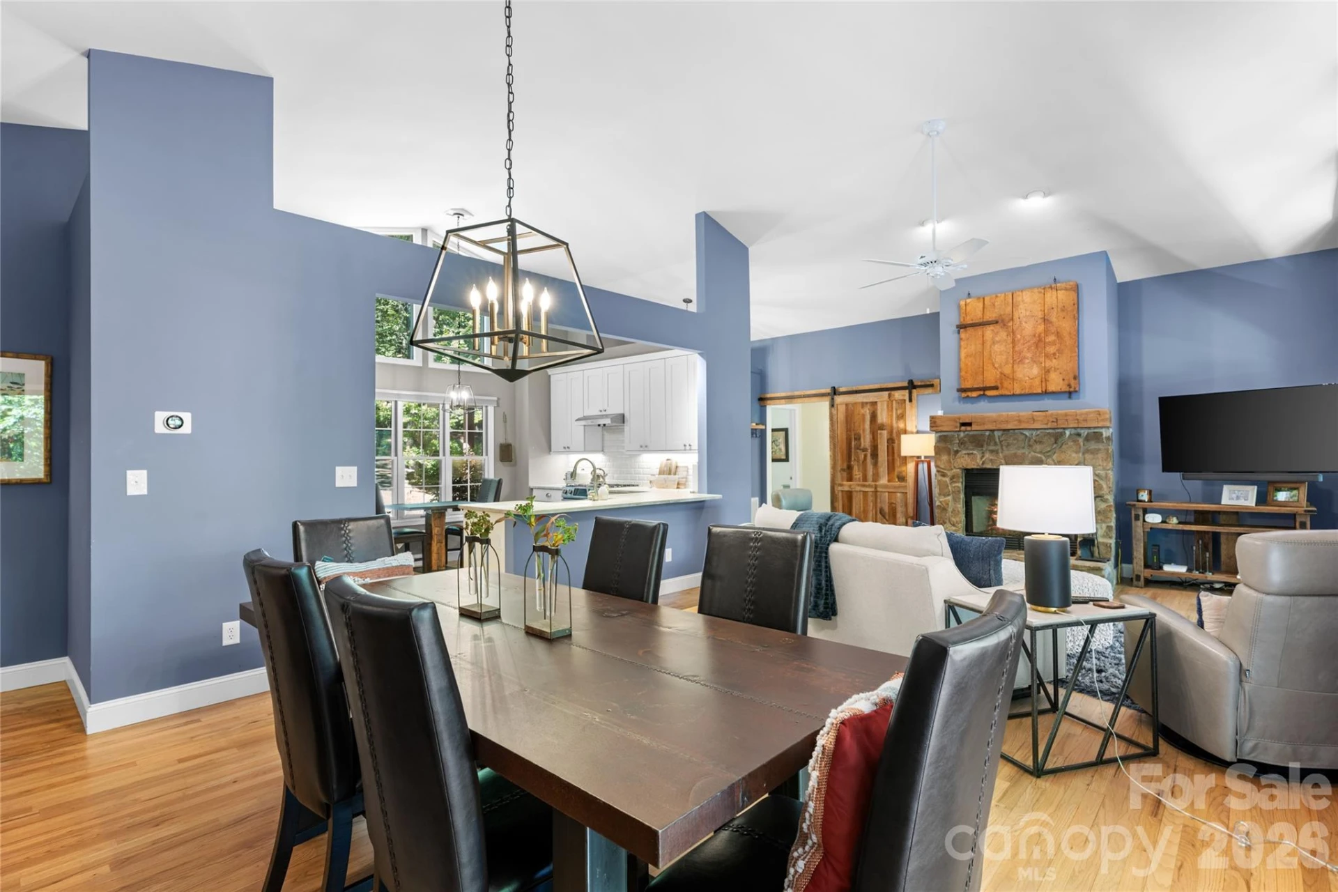 522 Toxaway Court - Photo 9
