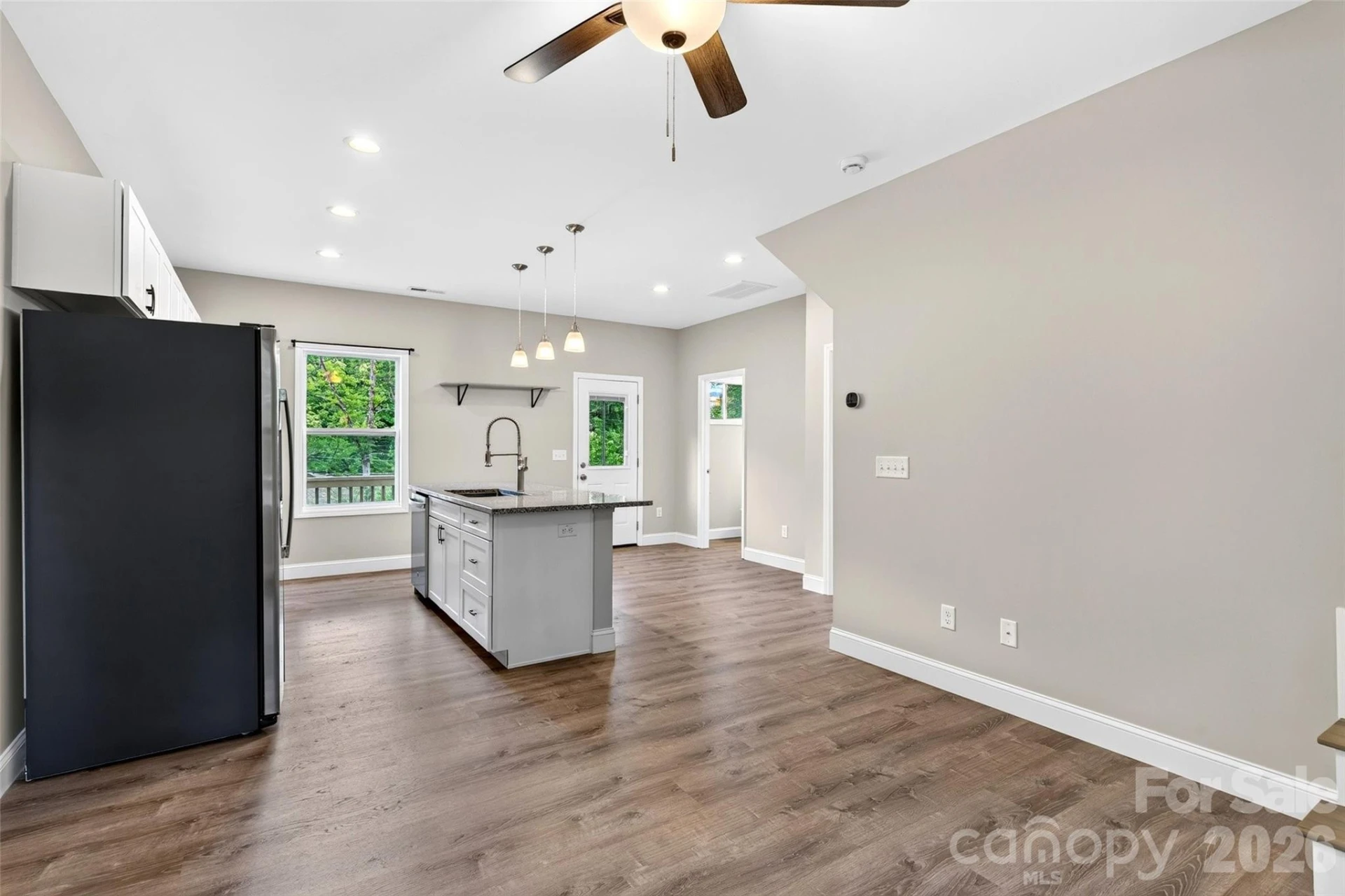 88 Walker Street - Photo 9