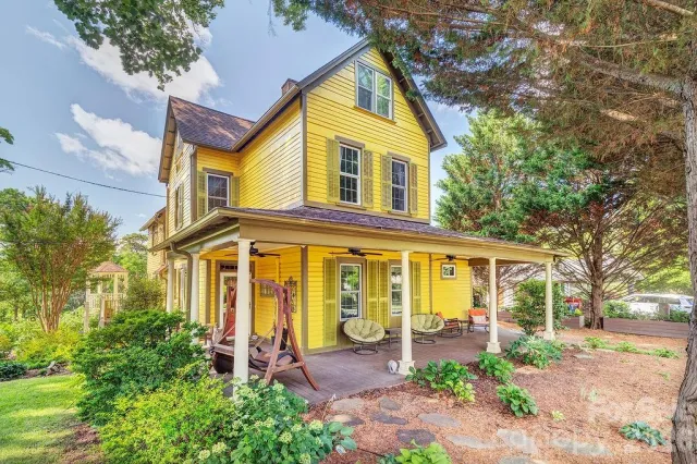 42 Church Street, Weaverville, NC, 28787