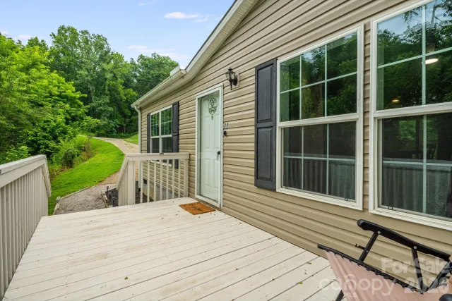 77 Star Flower Road, Alexander, NC, 28701
