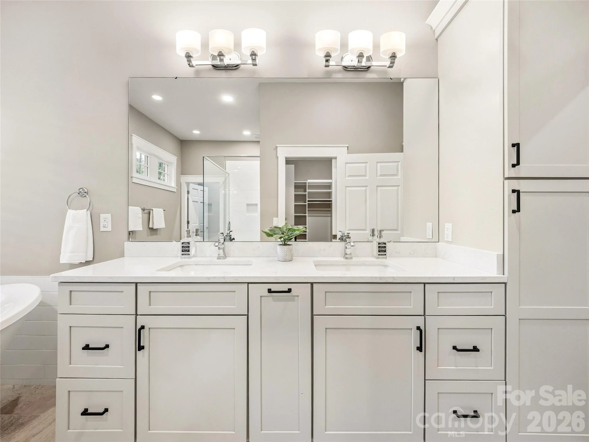 1 Cedar Chine Drive - Photo 27