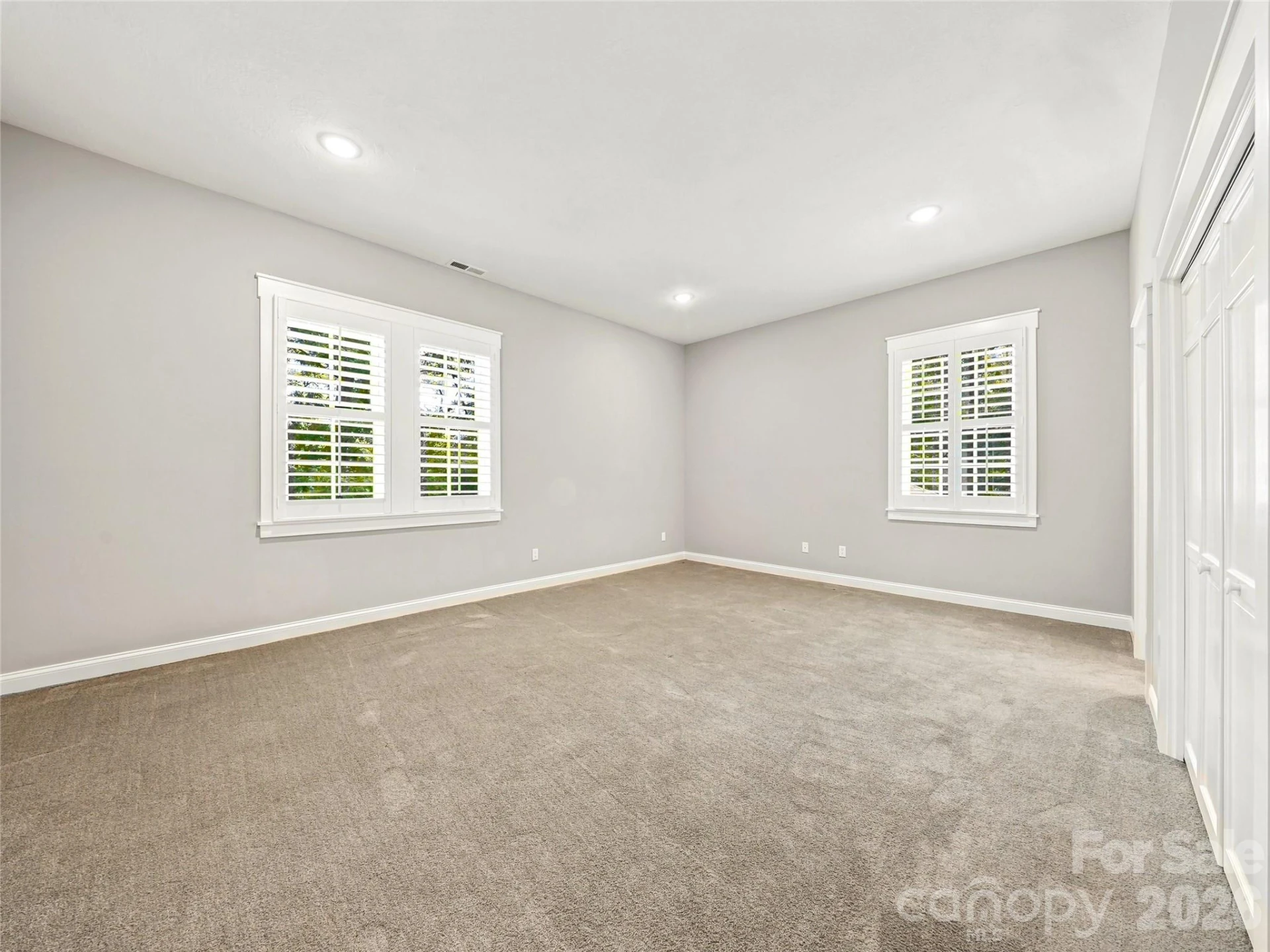 1 Cedar Chine Drive - Photo 33