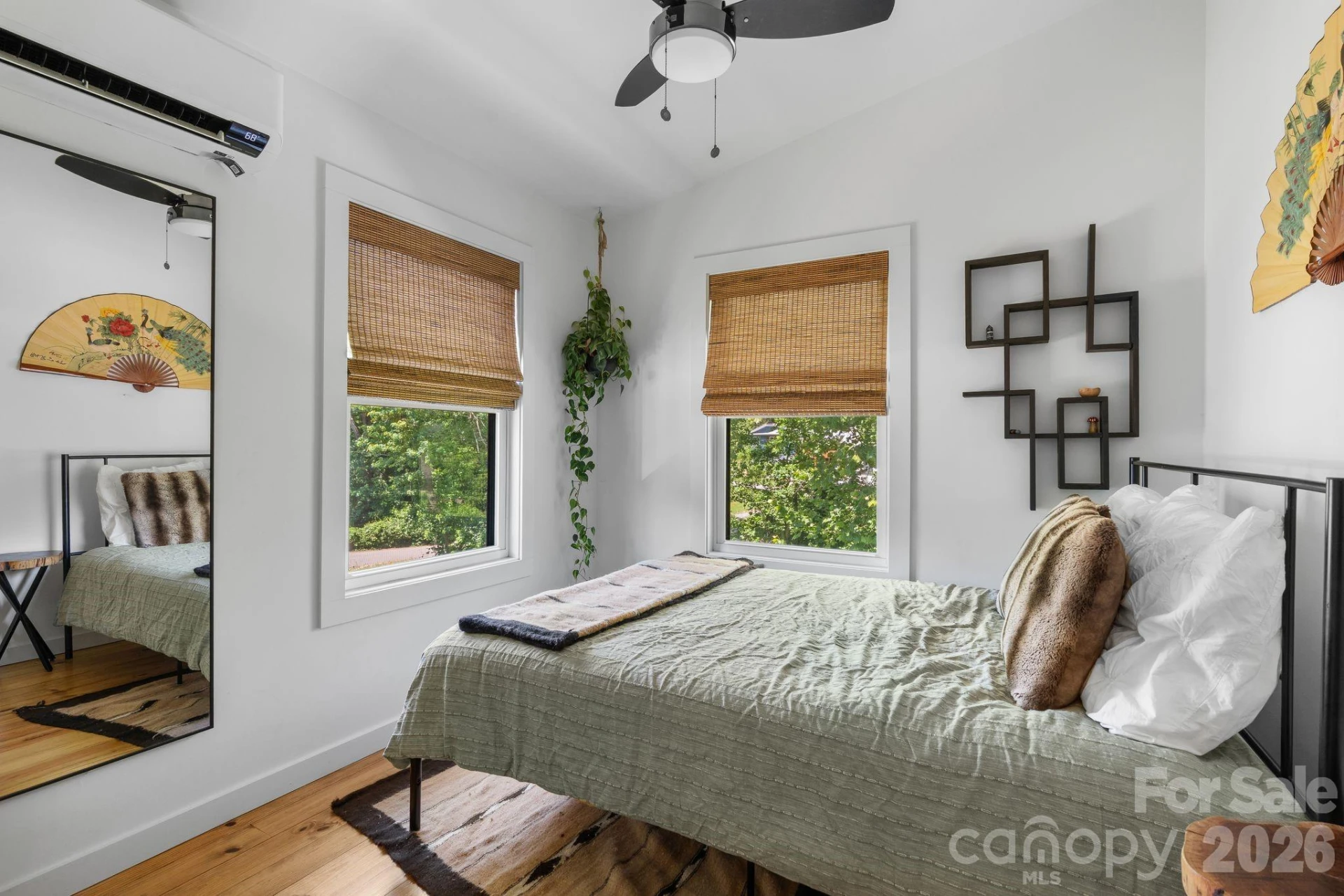158 Simcoe Street - Photo 14
