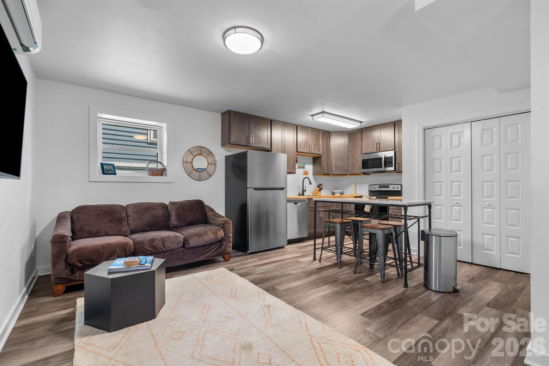 158 Simcoe Street - Photo 23