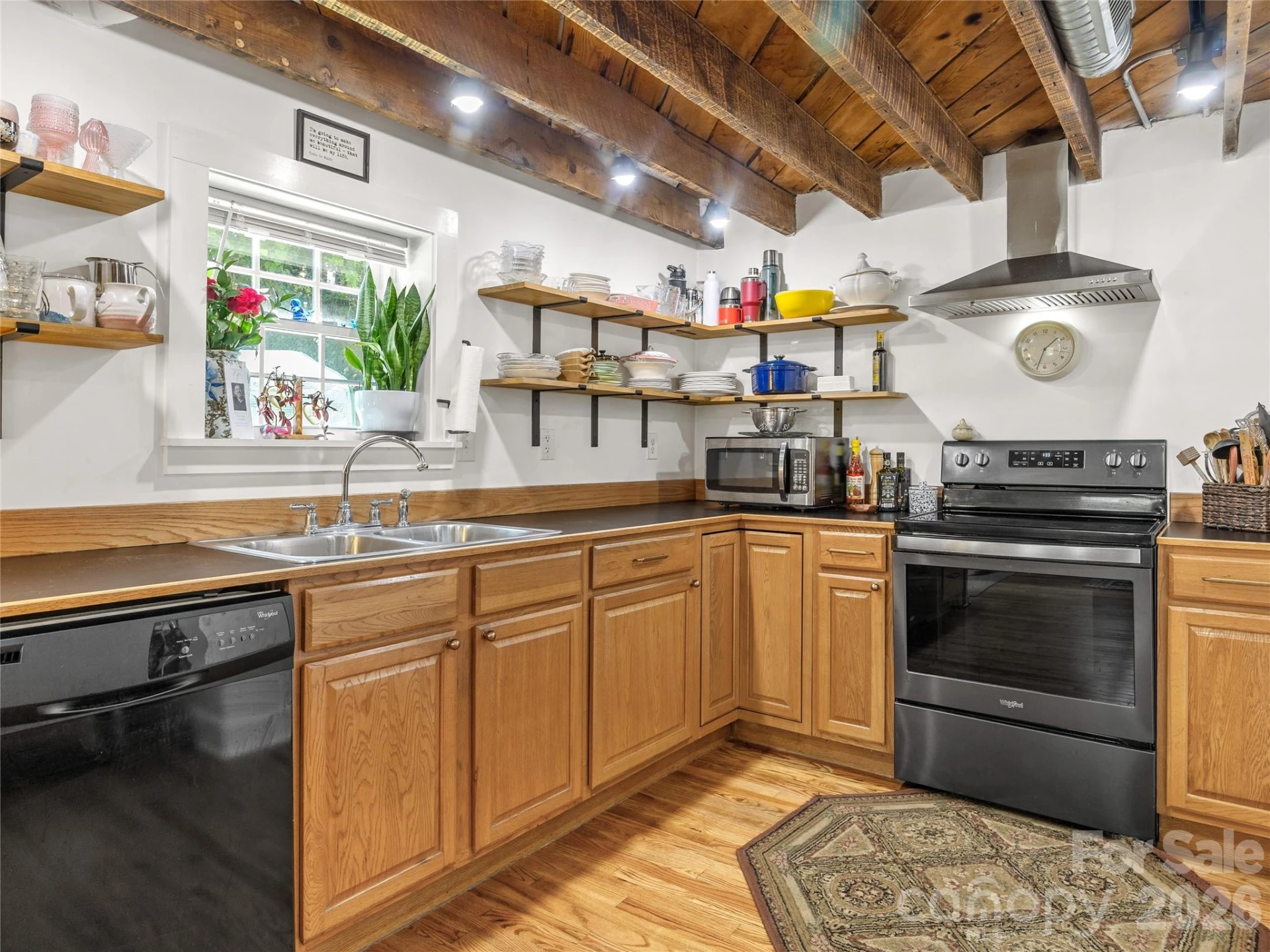 144 Howard Street - Photo 14
