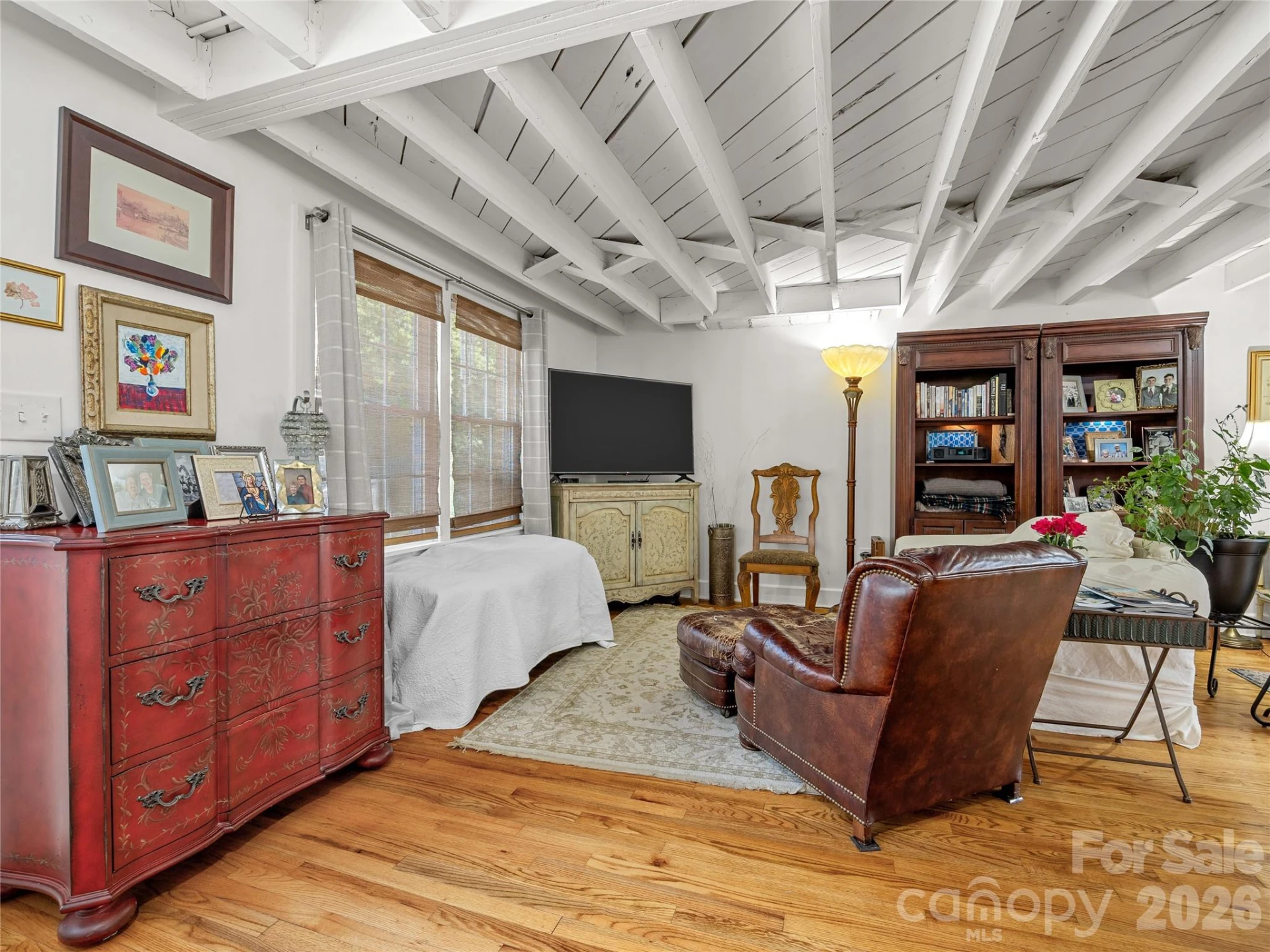 144 Howard Street - Photo 8